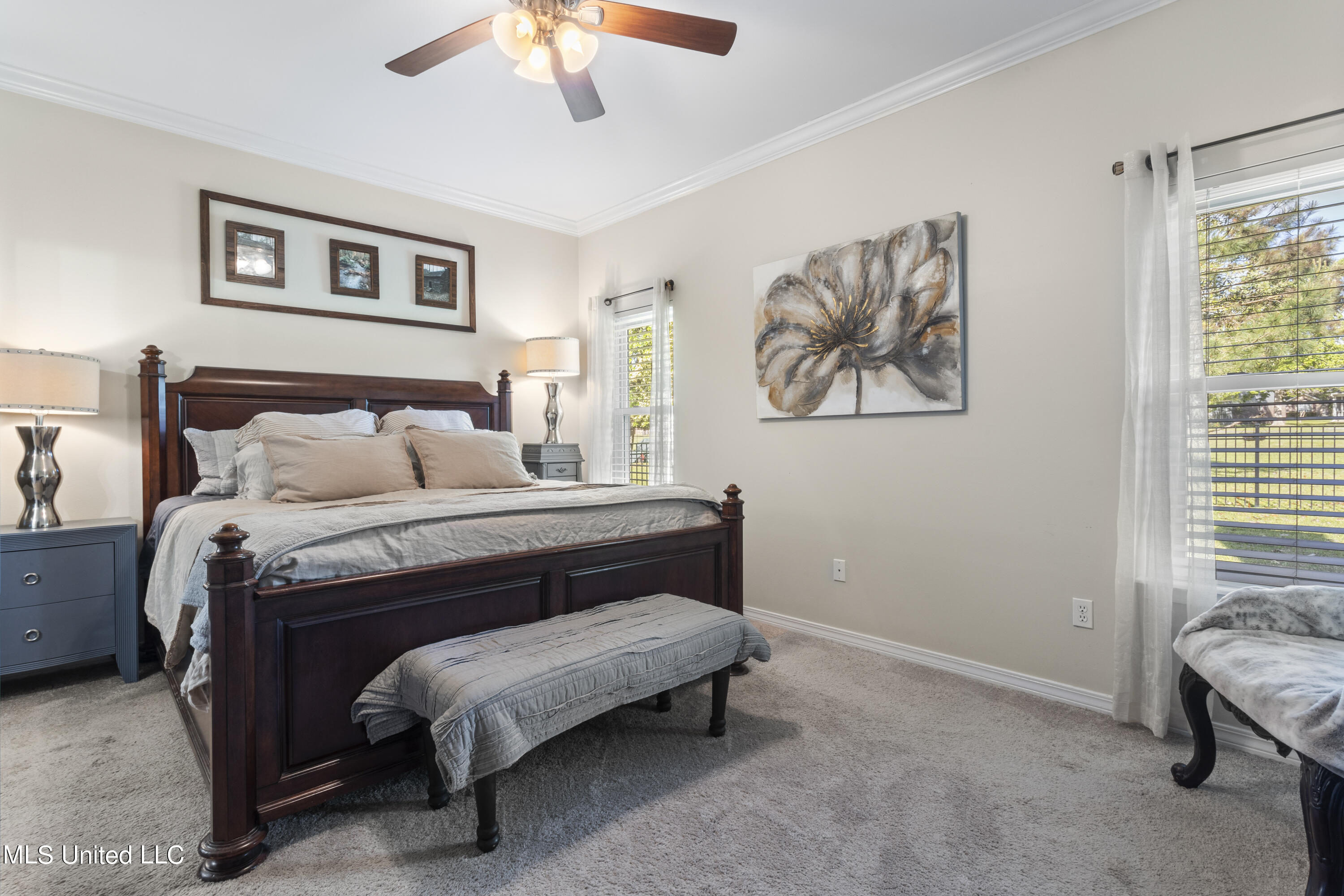 57143 E Diamondhead Drive