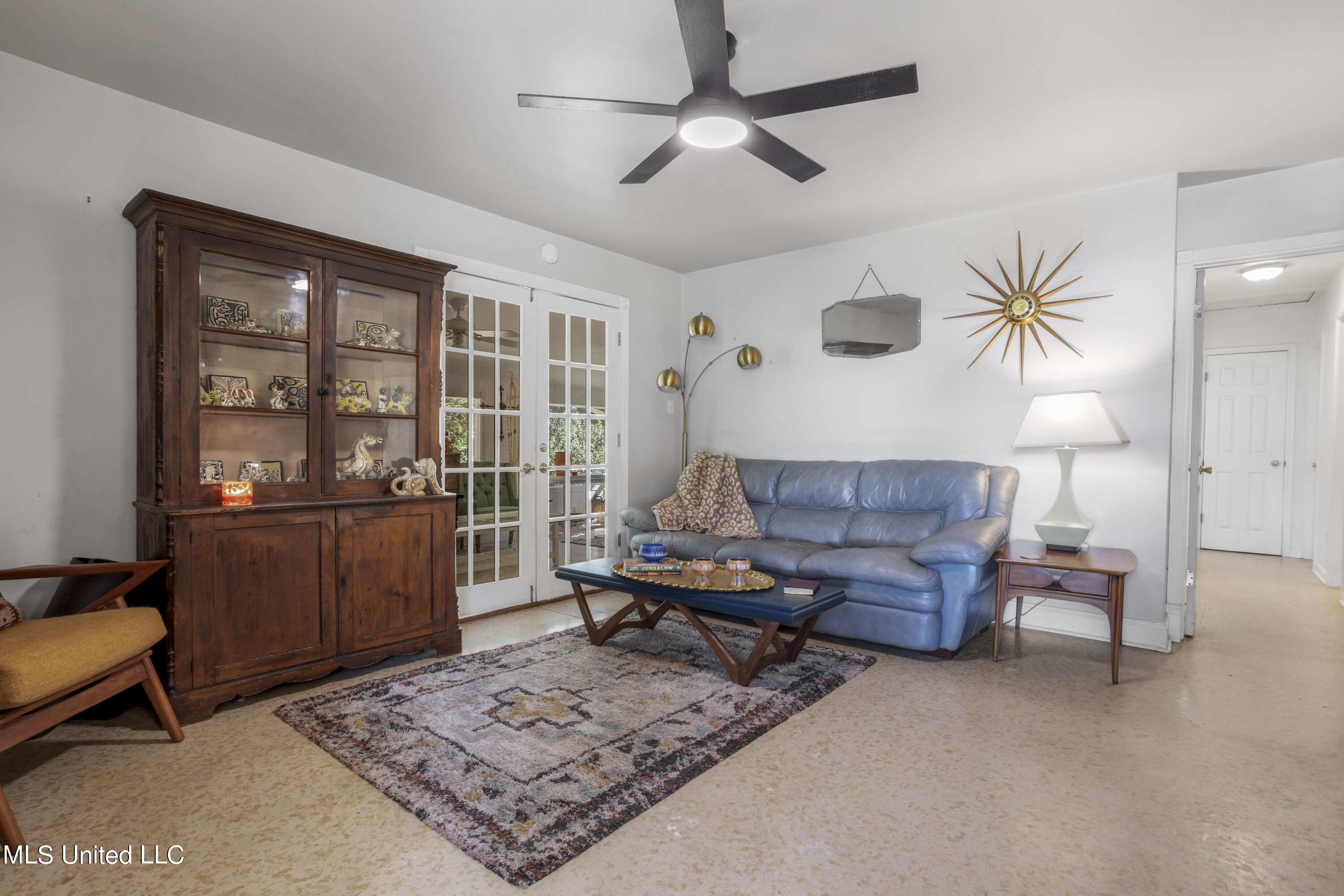 2022 Kensington Avenue