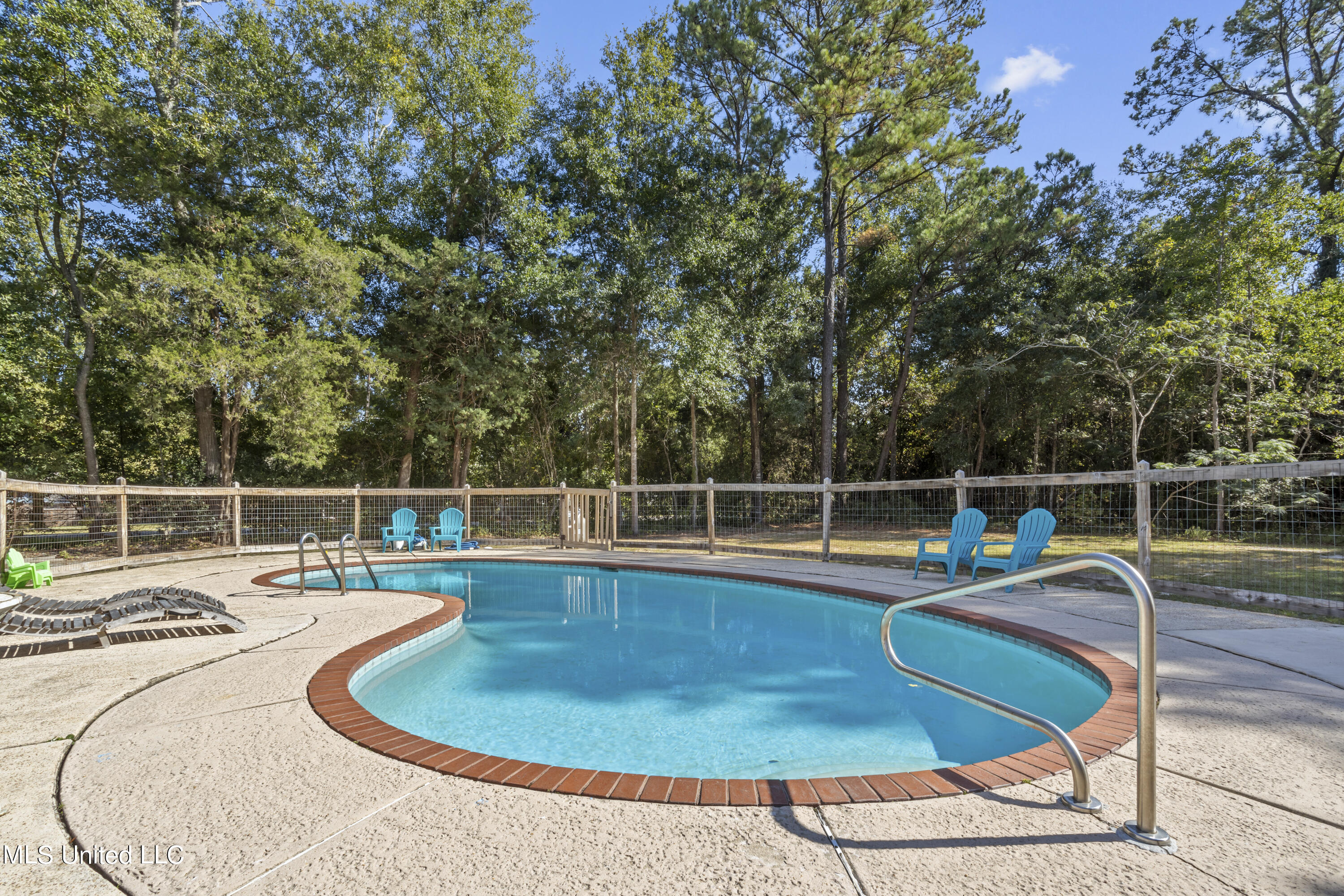 2022 Kensington Avenue