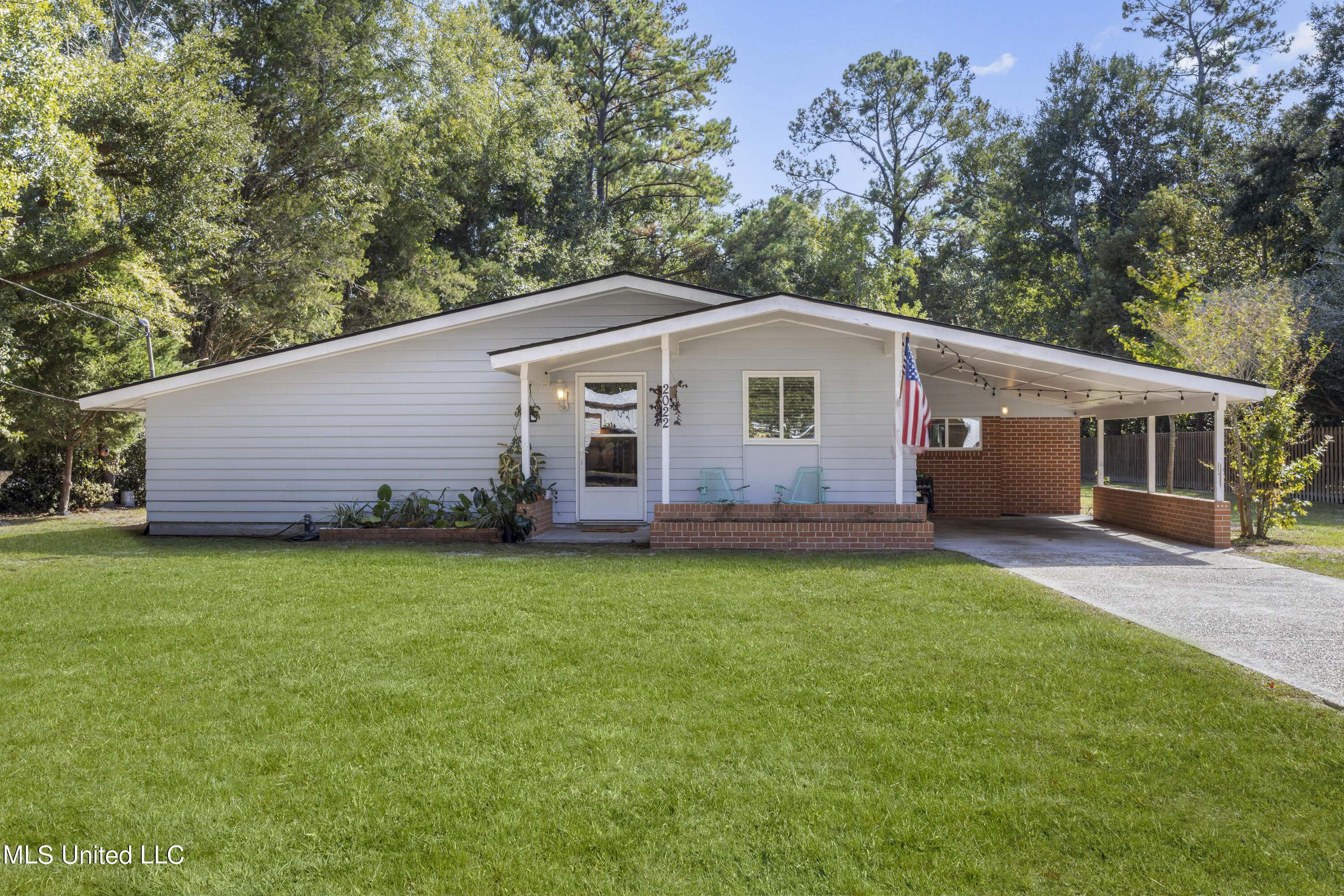 2022 Kensington Avenue