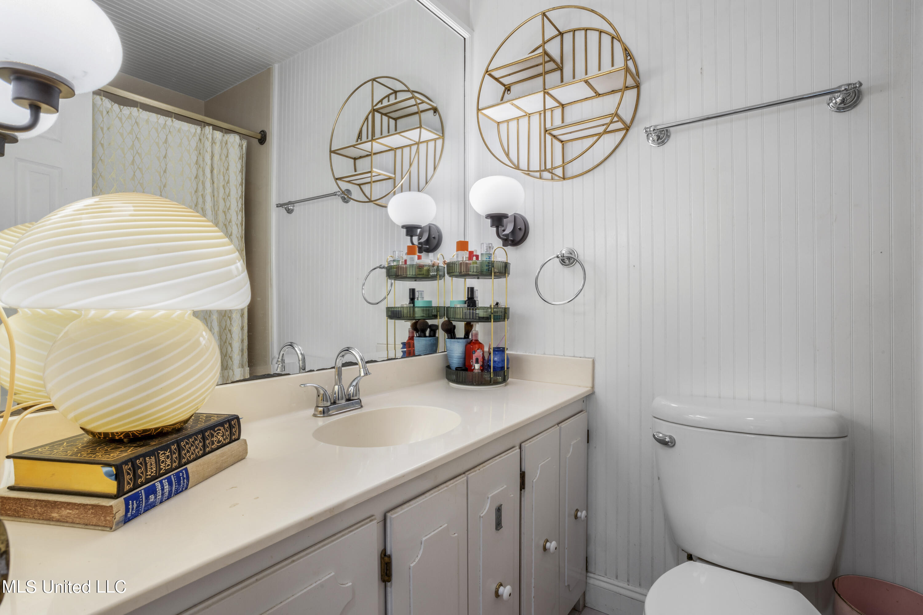 2022 Kensington Avenue