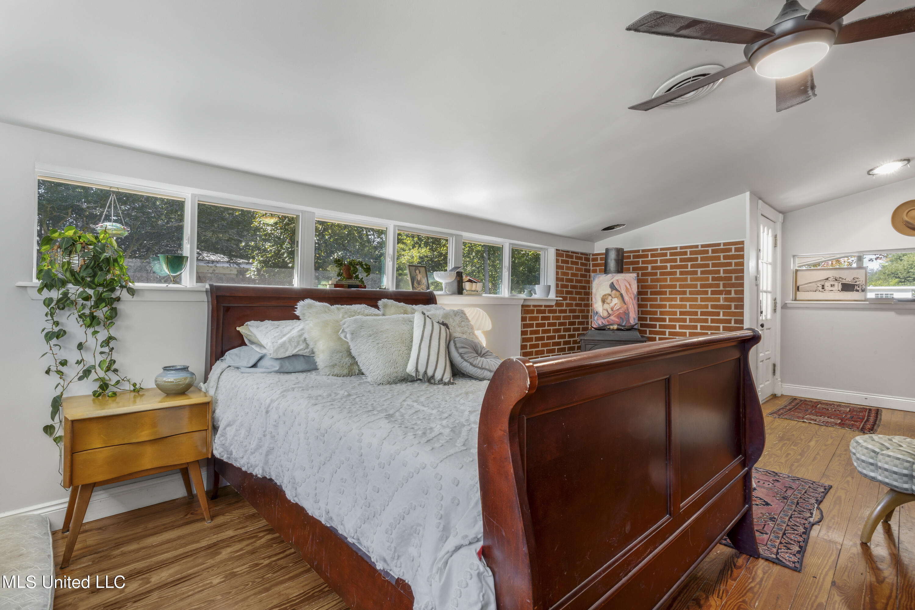 2022 Kensington Avenue