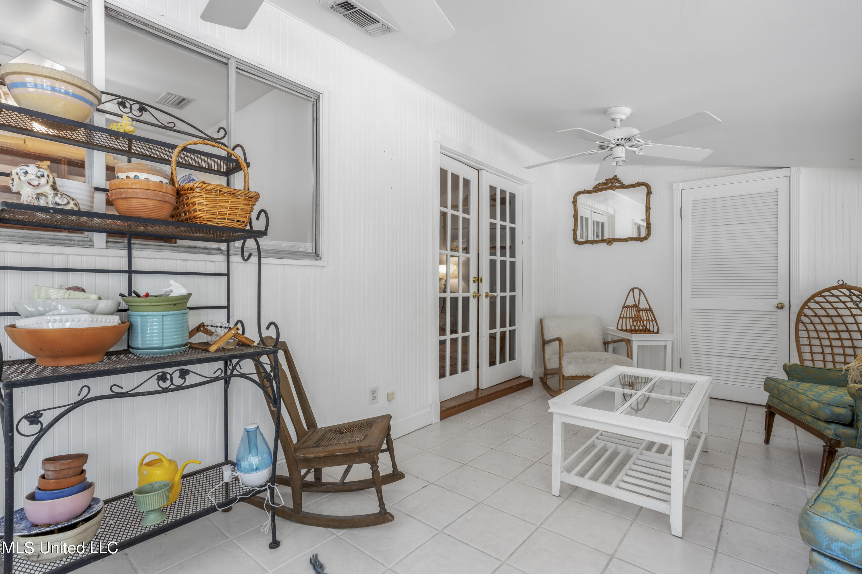 2022 Kensington Avenue