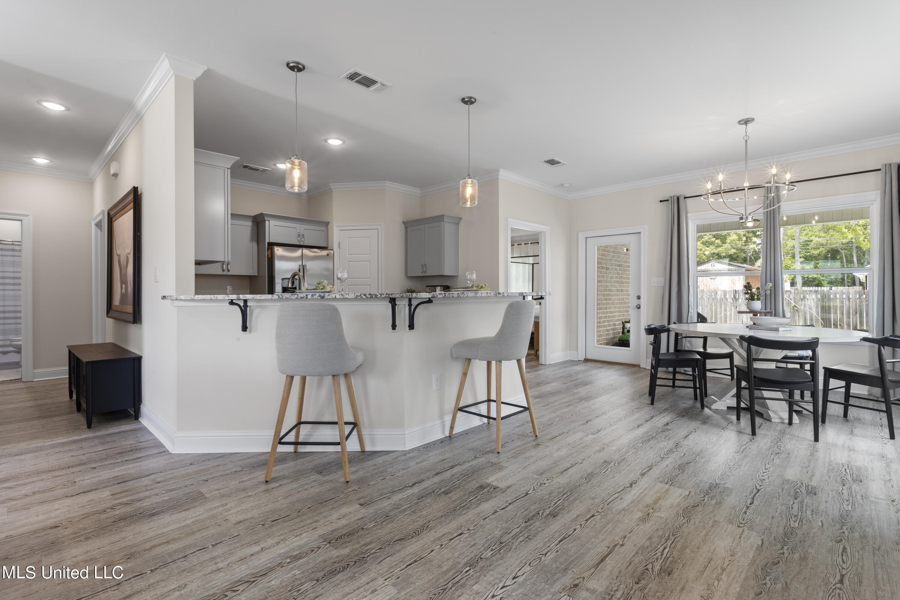 10851 Ala Moana Street