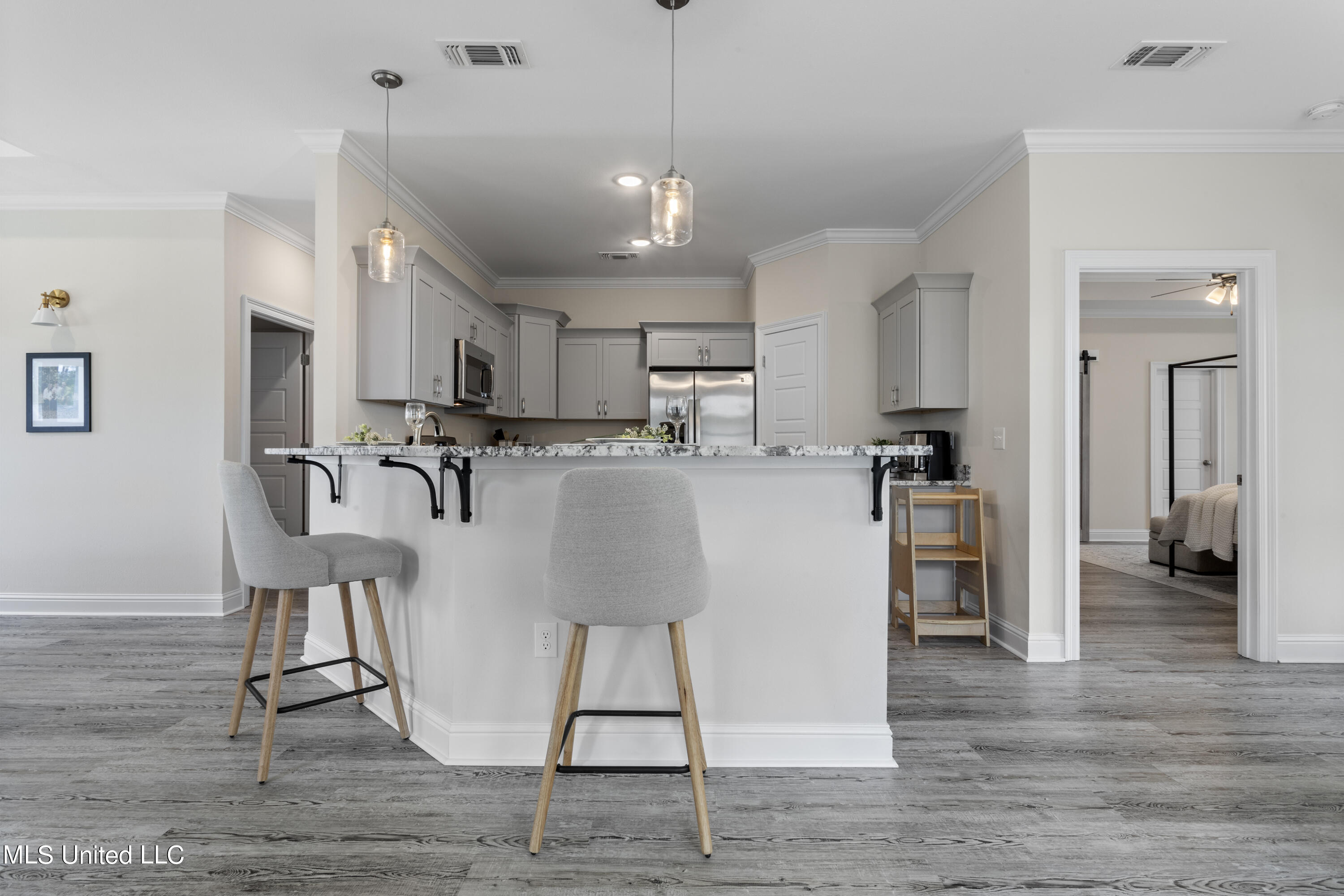 10851 Ala Moana Street