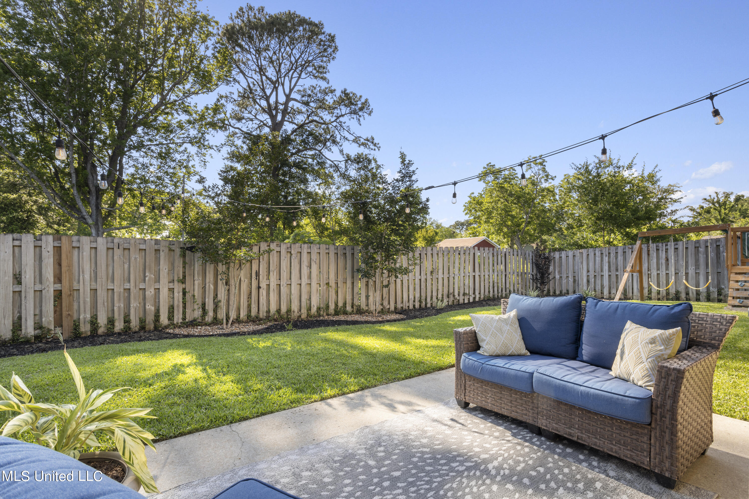 6489 Amherst Drive
