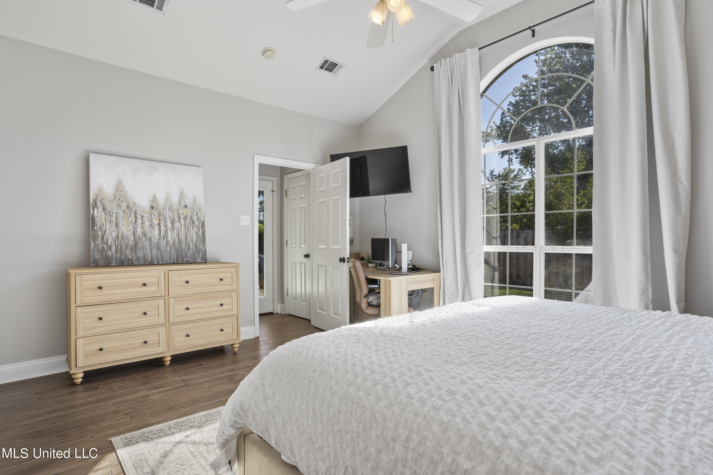 6489 Amherst Drive