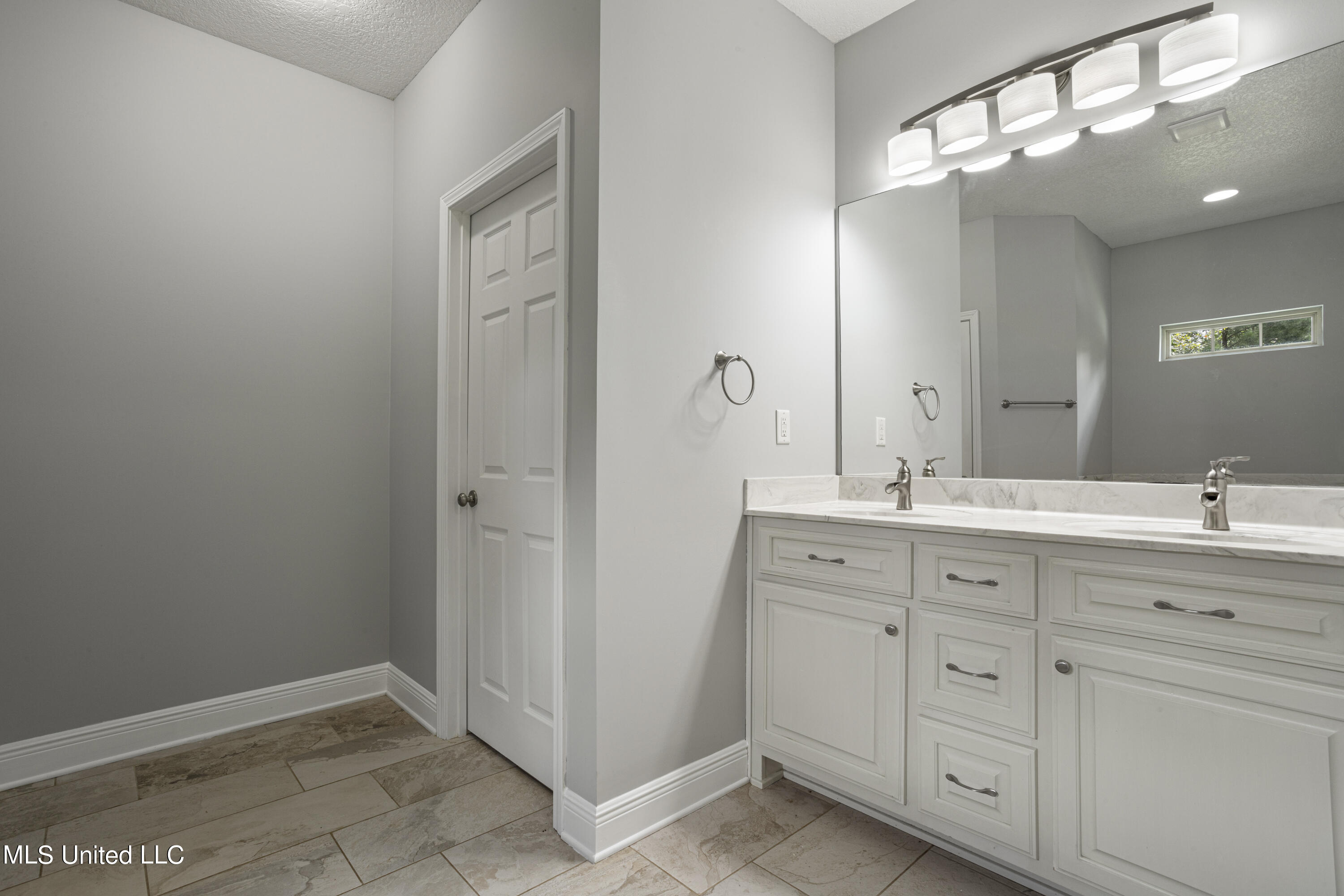 13011 Desoto Bluff Circle