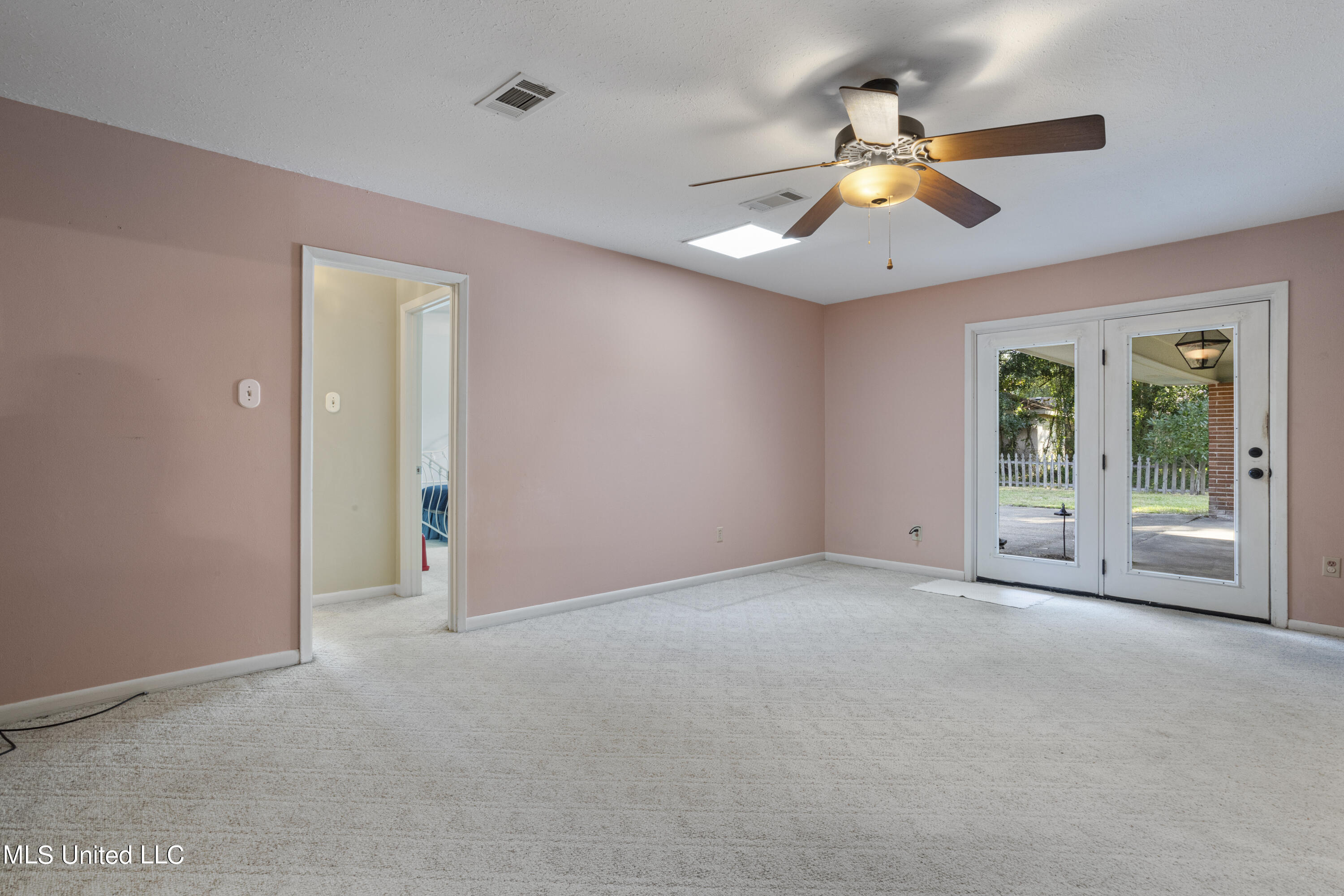 1220 Wellington Lane