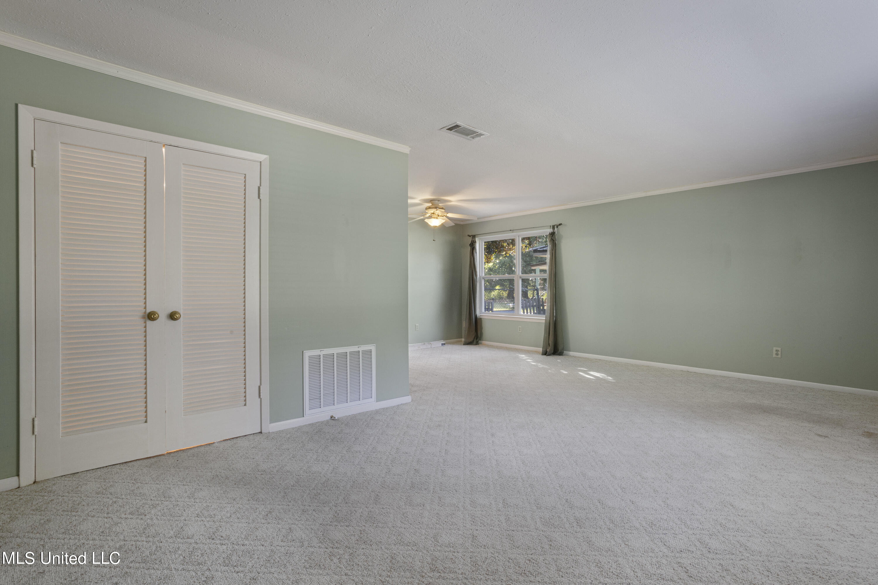 1220 Wellington Lane