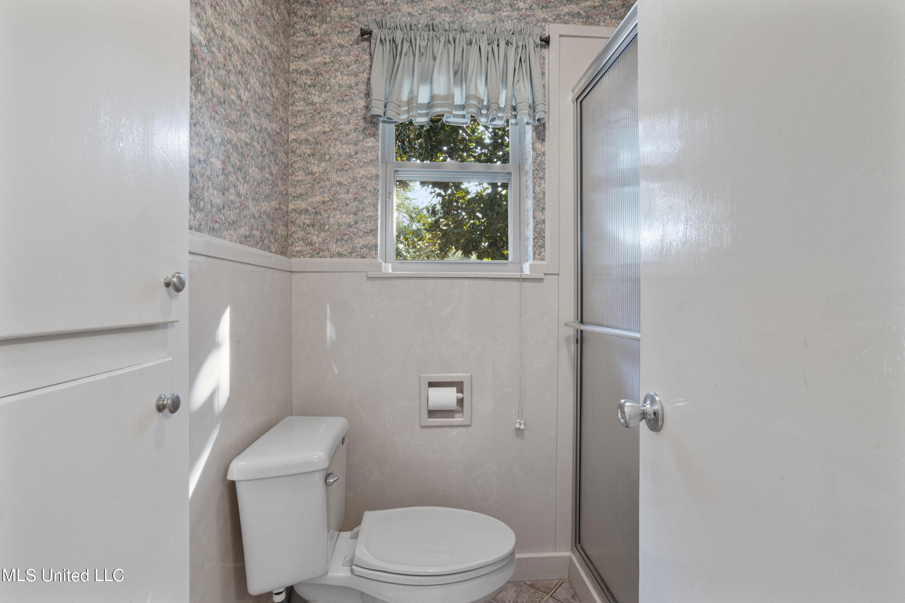 1220 Wellington Lane