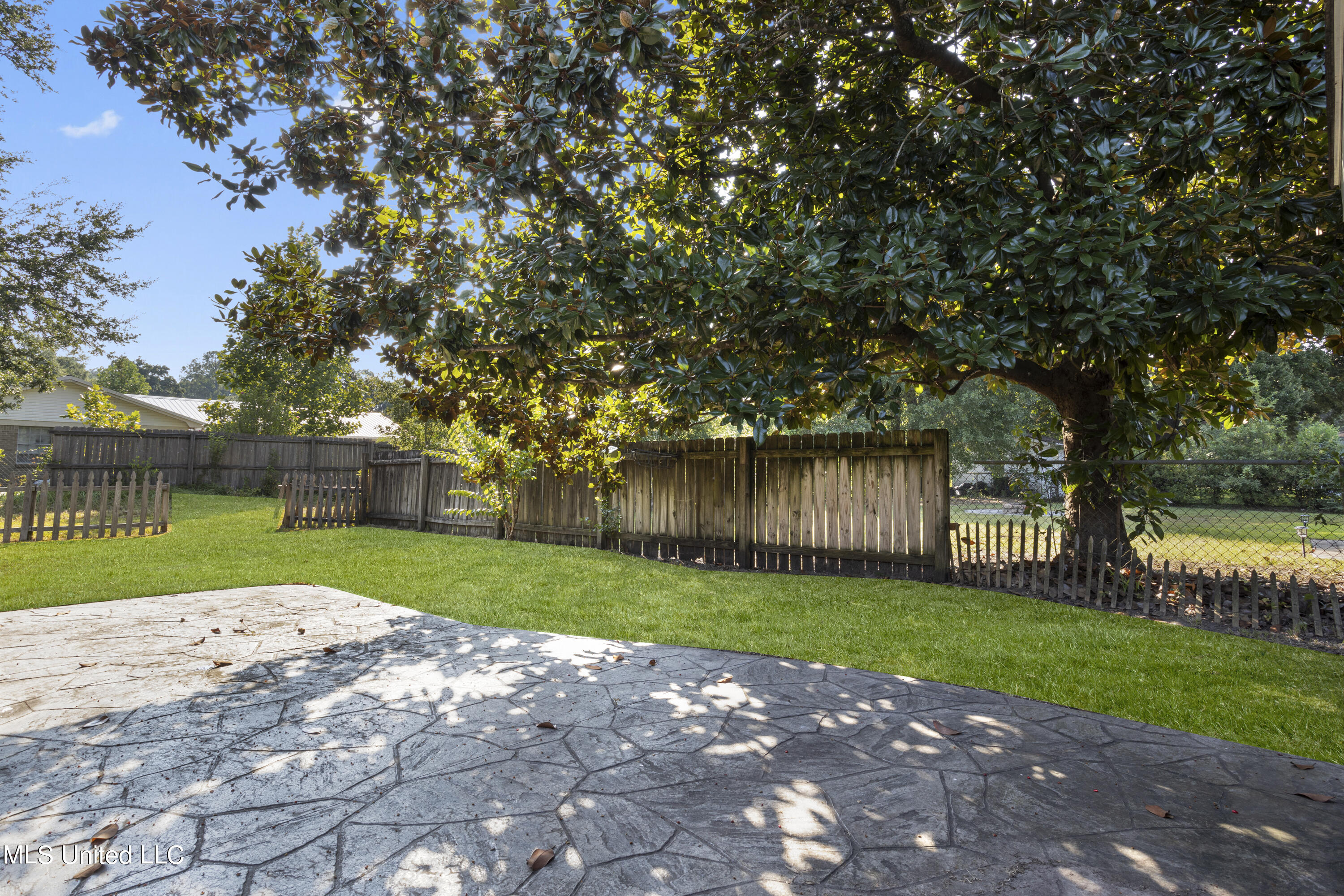 1220 Wellington Lane