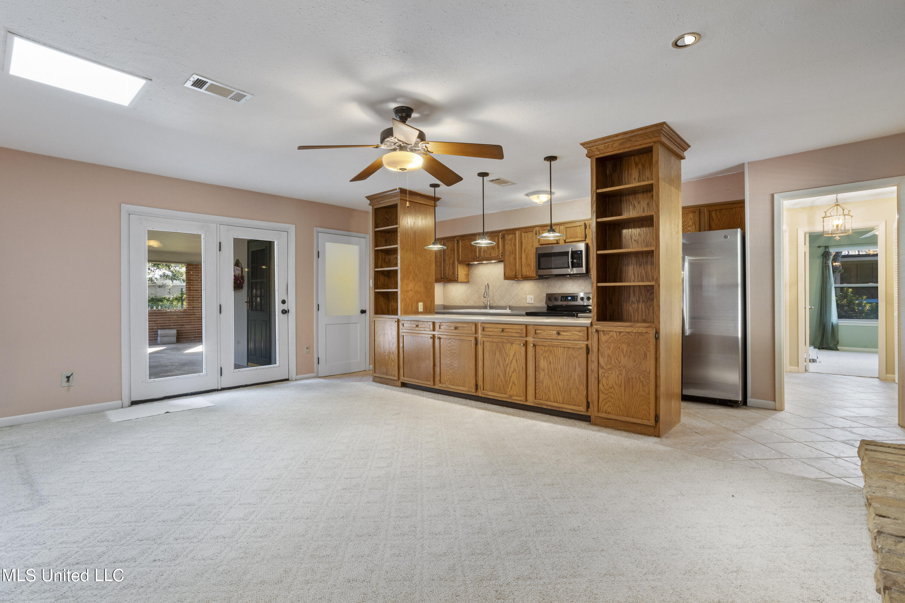 1220 Wellington Lane