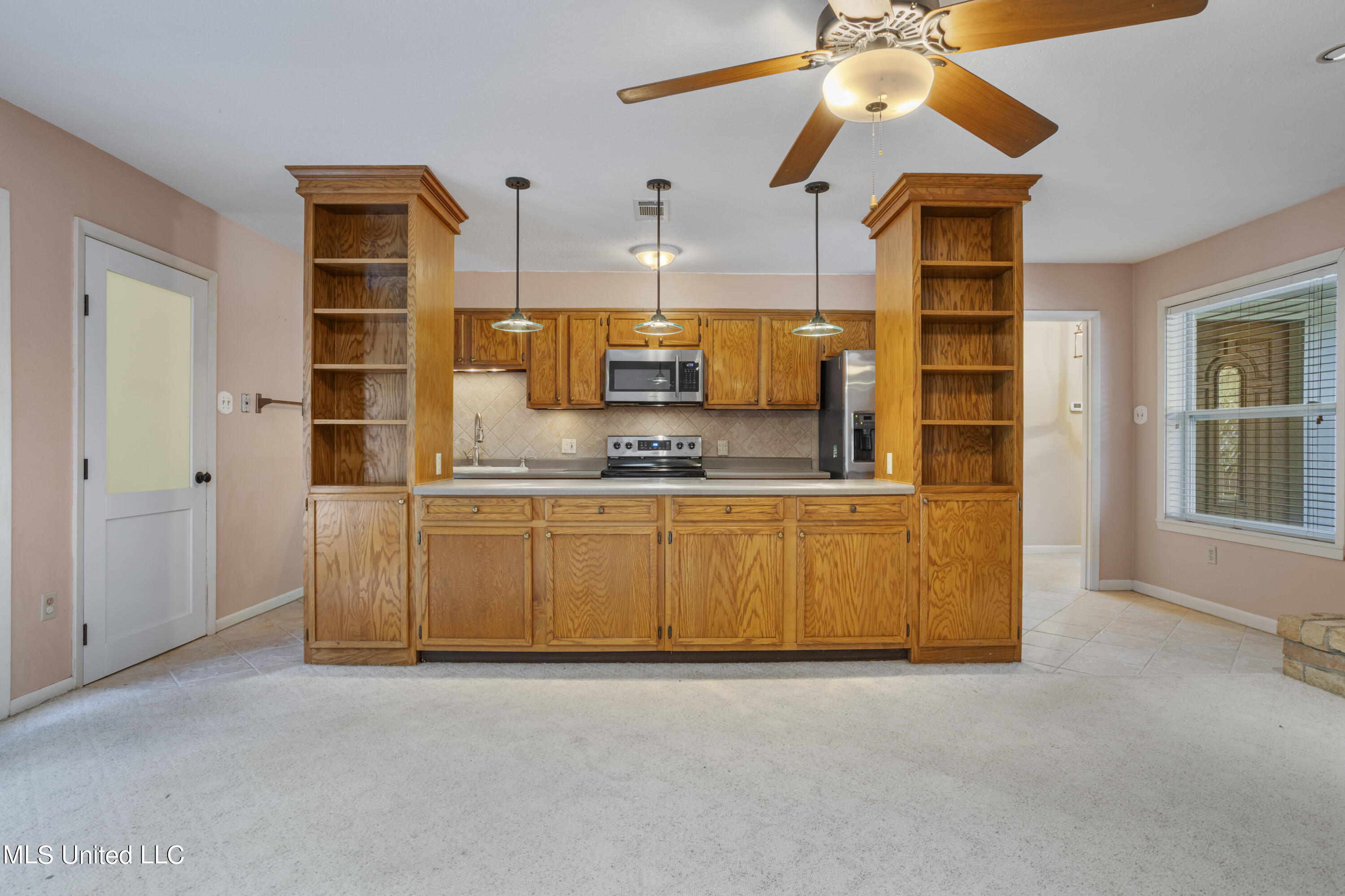 1220 Wellington Lane