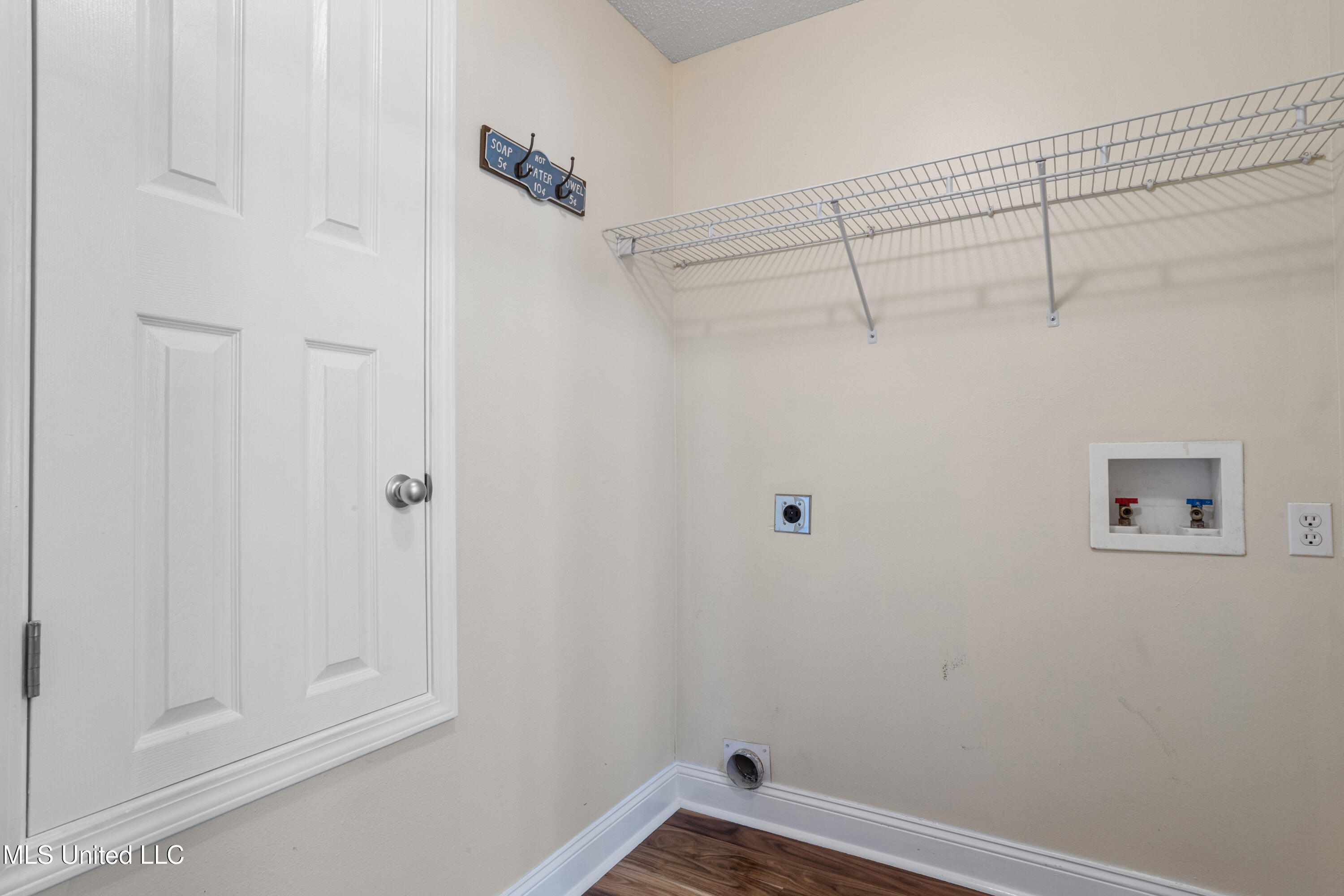 15130 Cedar Springs Drive