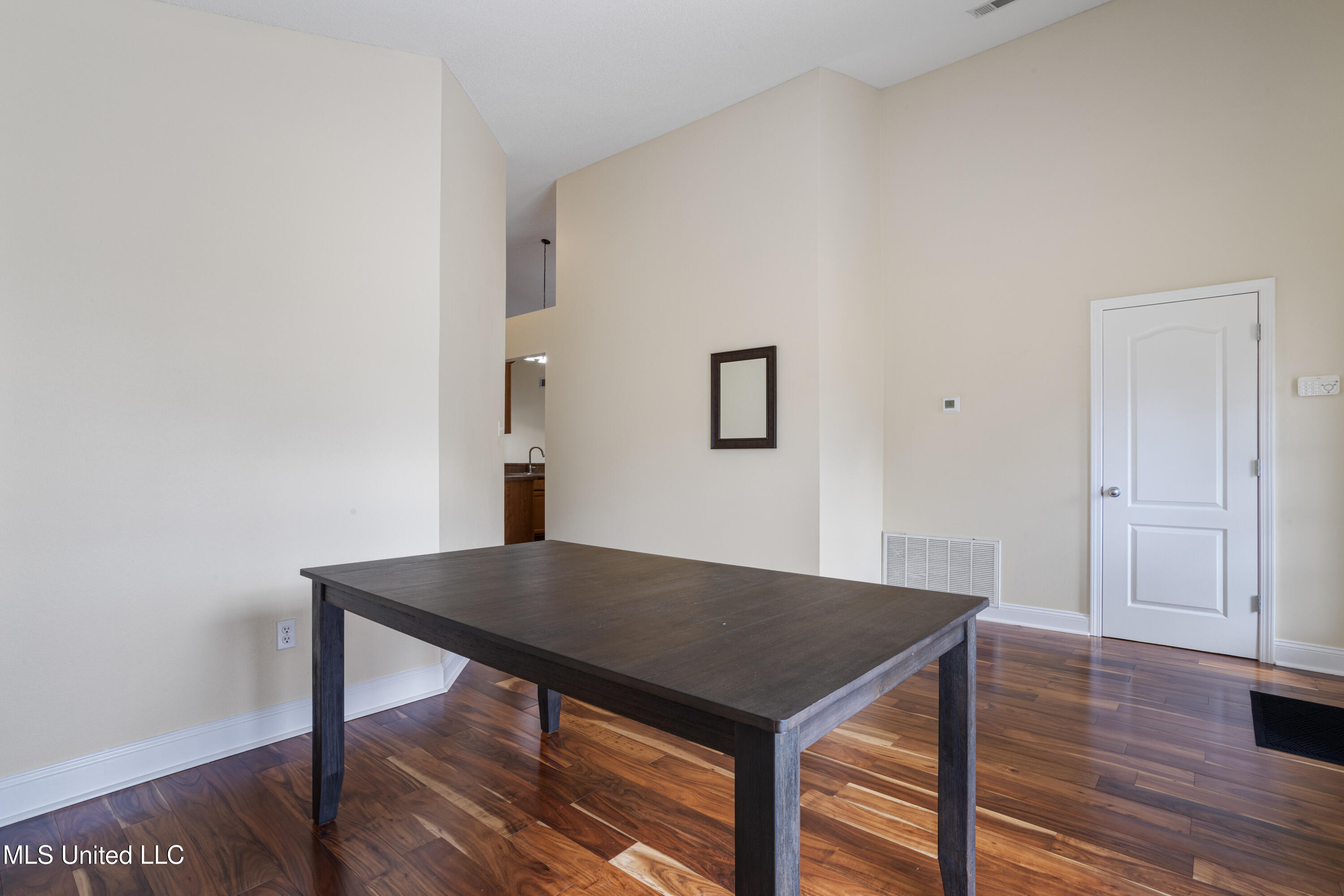 15130 Cedar Springs Drive