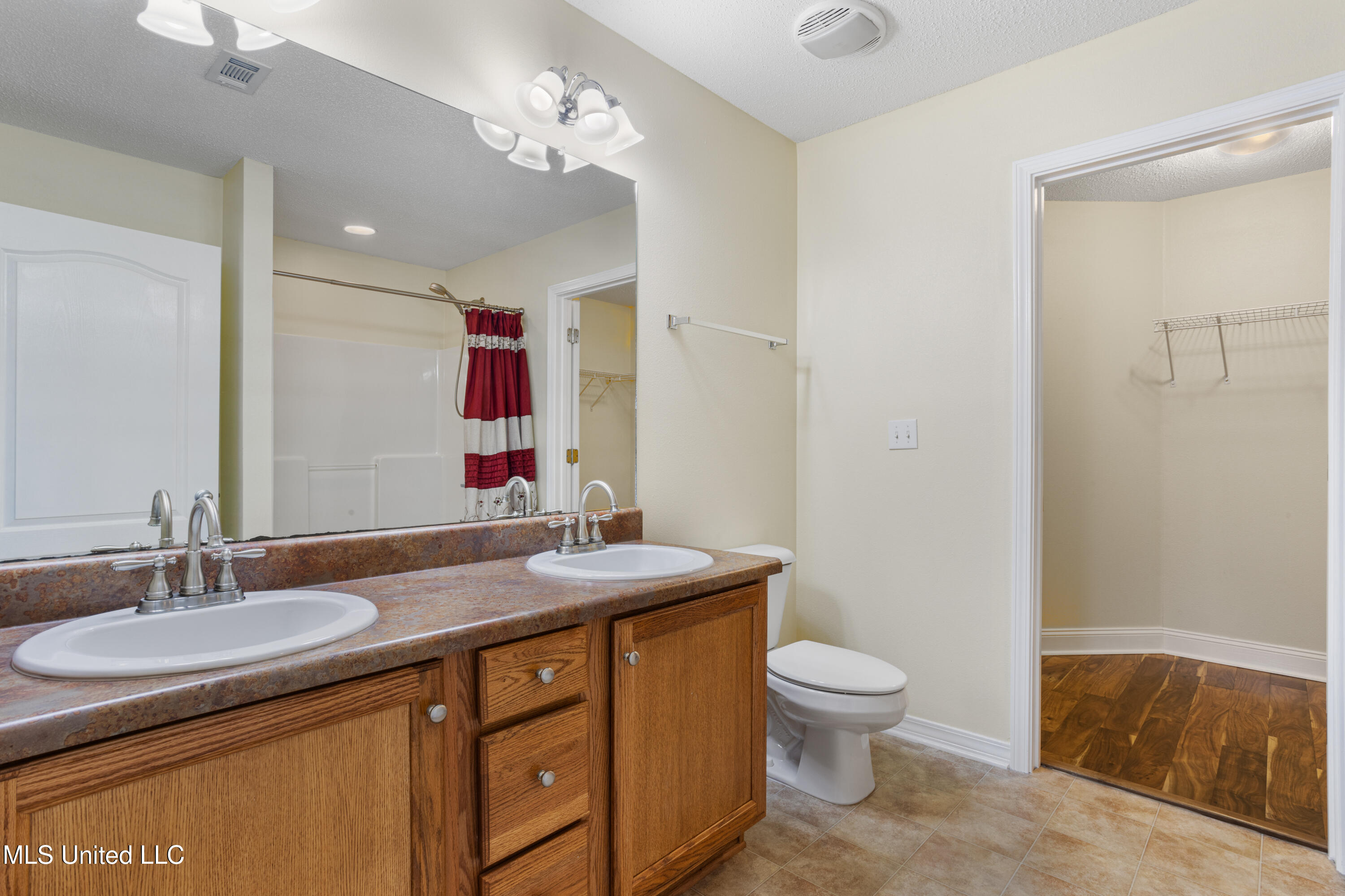 15130 Cedar Springs Drive