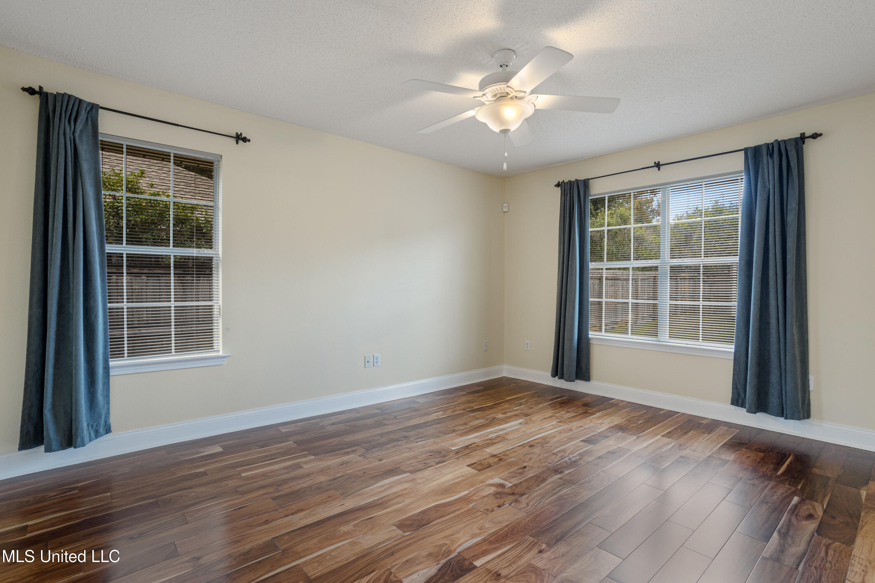 15130 Cedar Springs Drive