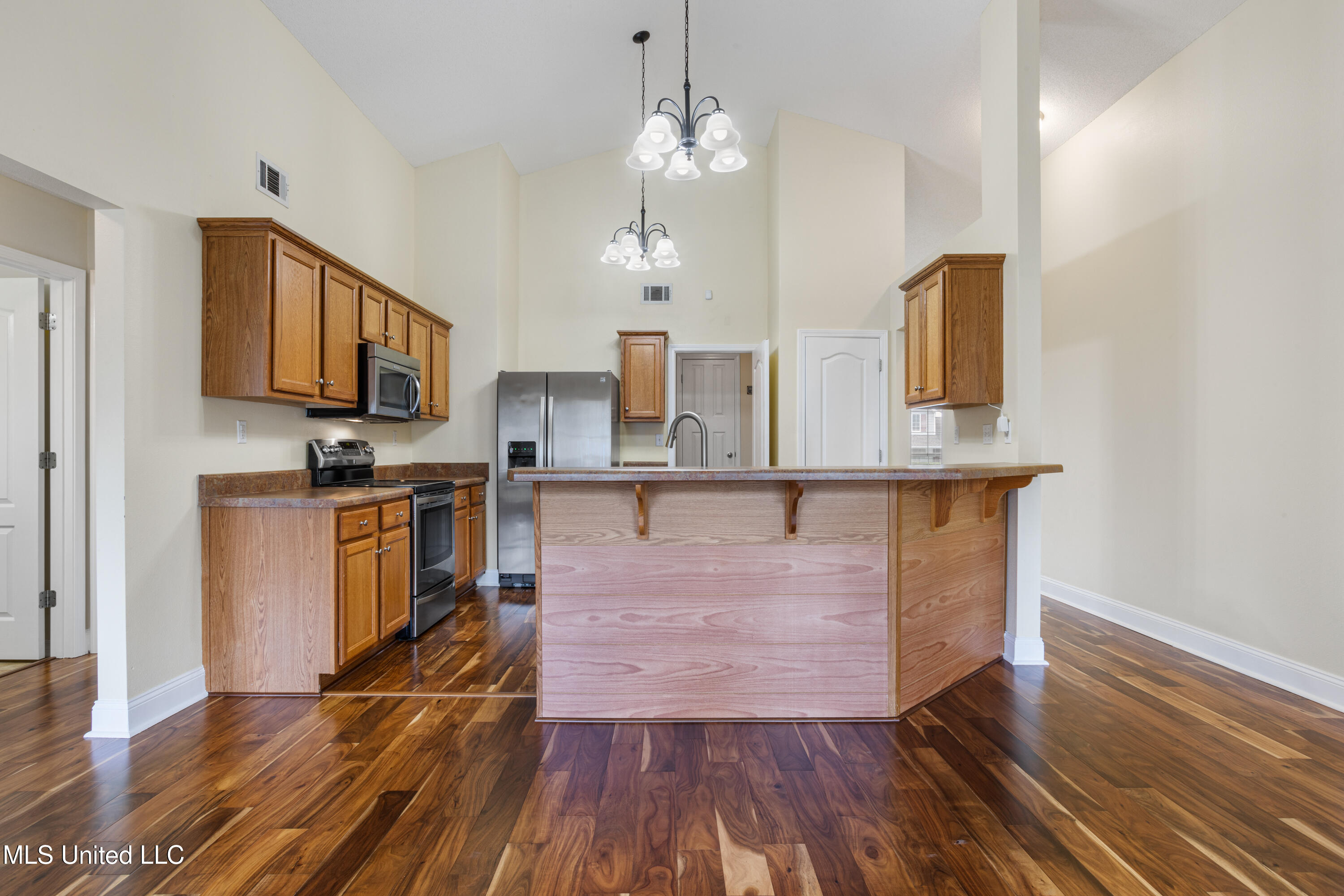 15130 Cedar Springs Drive