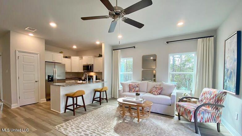 7809 Reagan Court