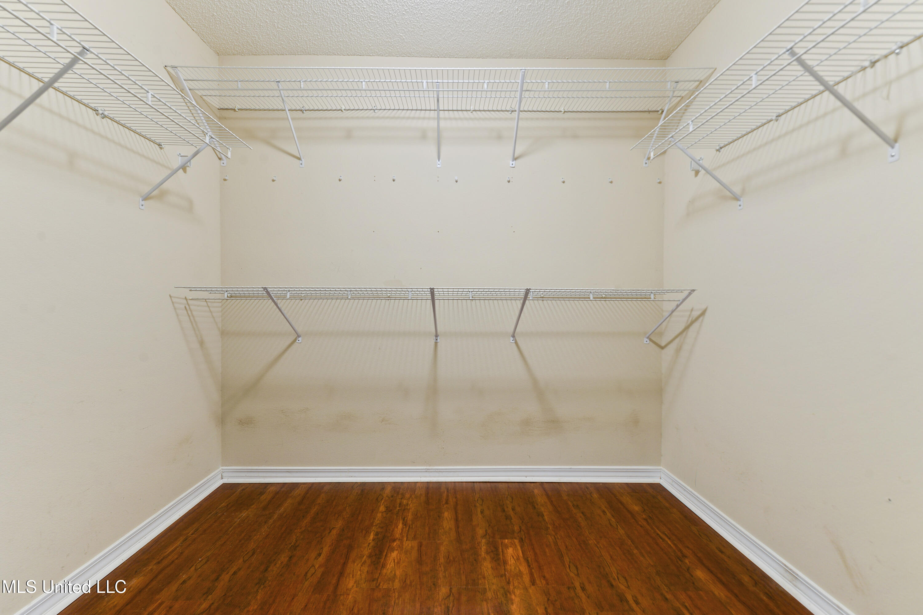 10209 Lake Forest Drive