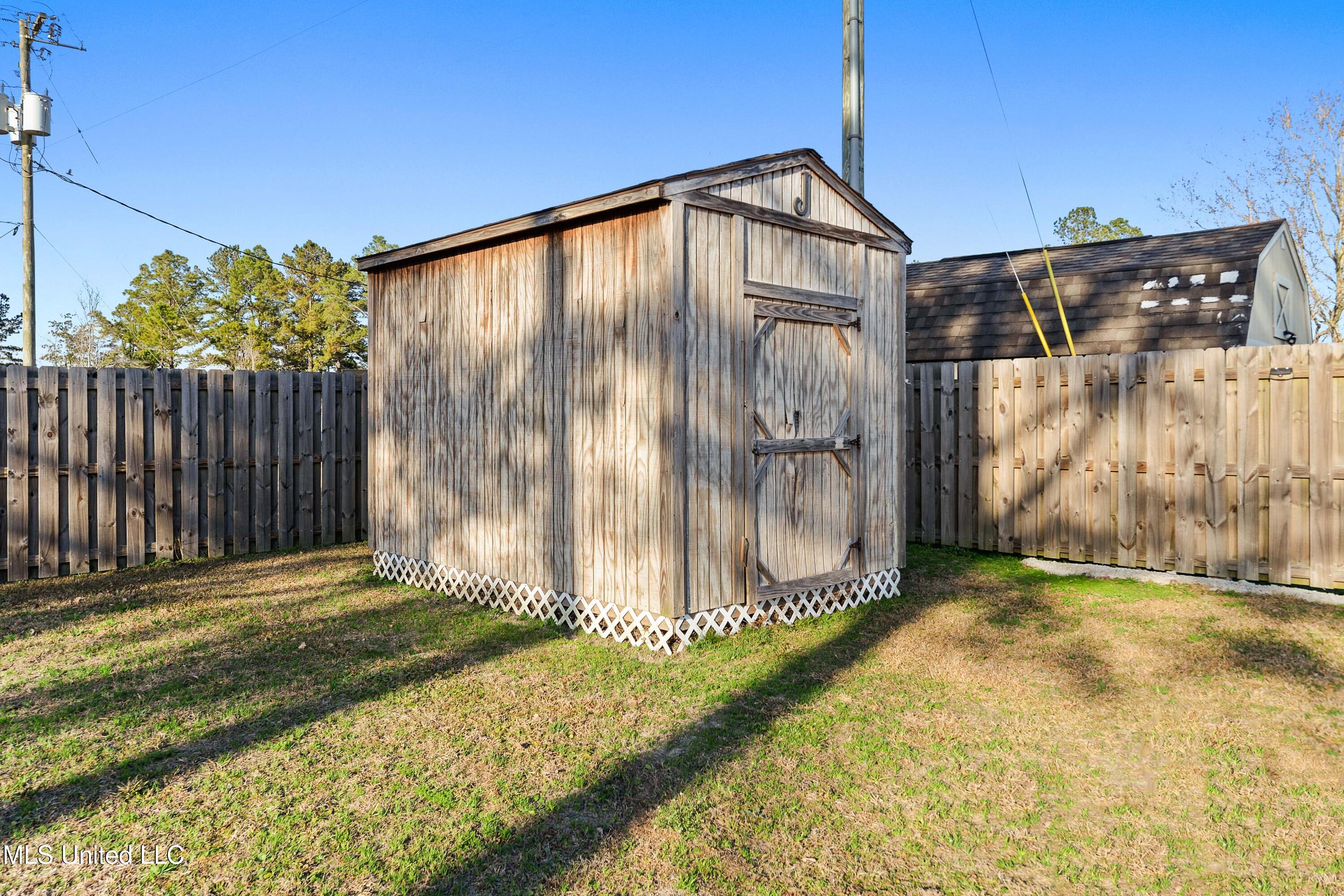 10209 Lake Forest Drive