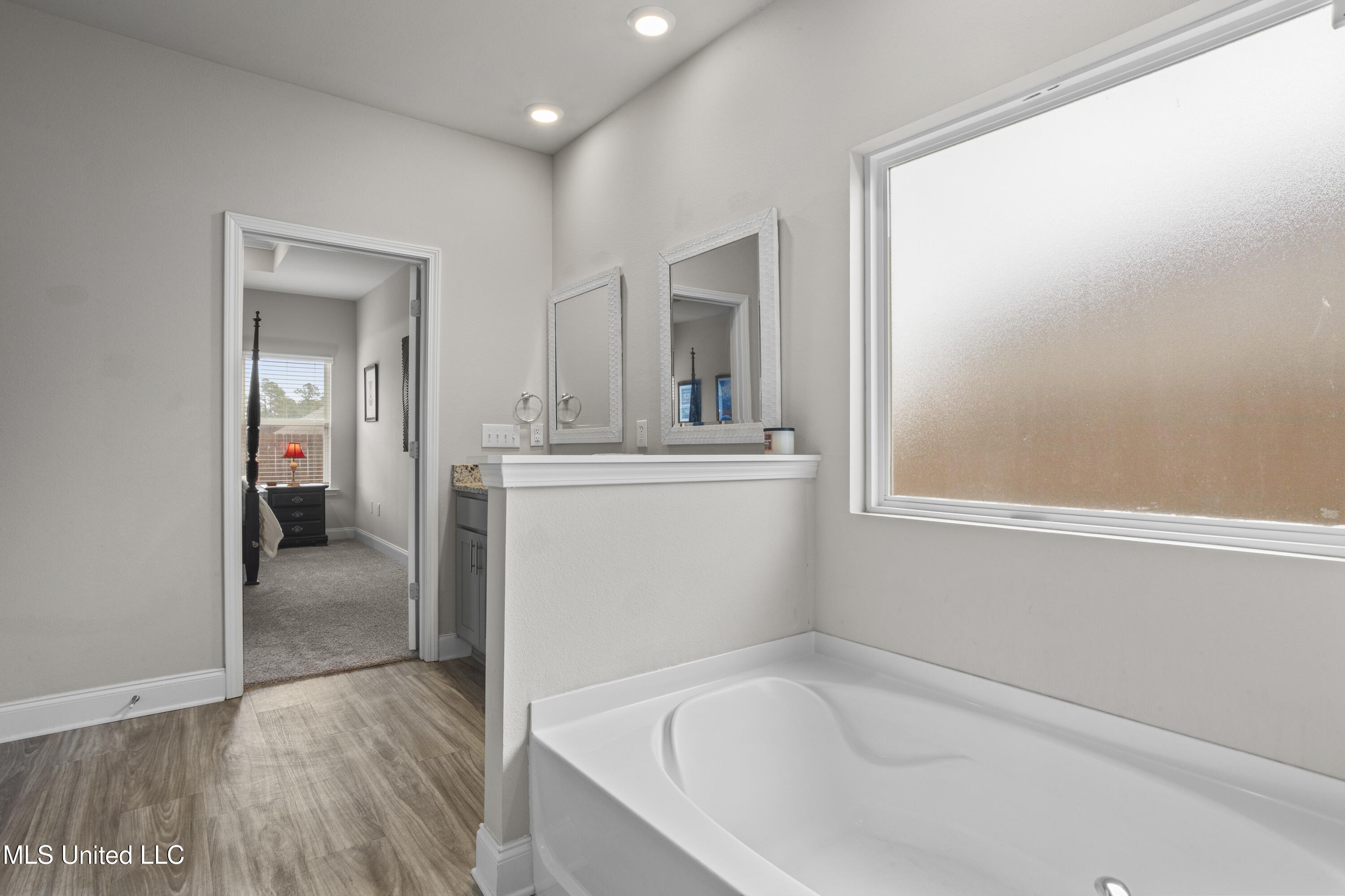 19498 Suwannee Street