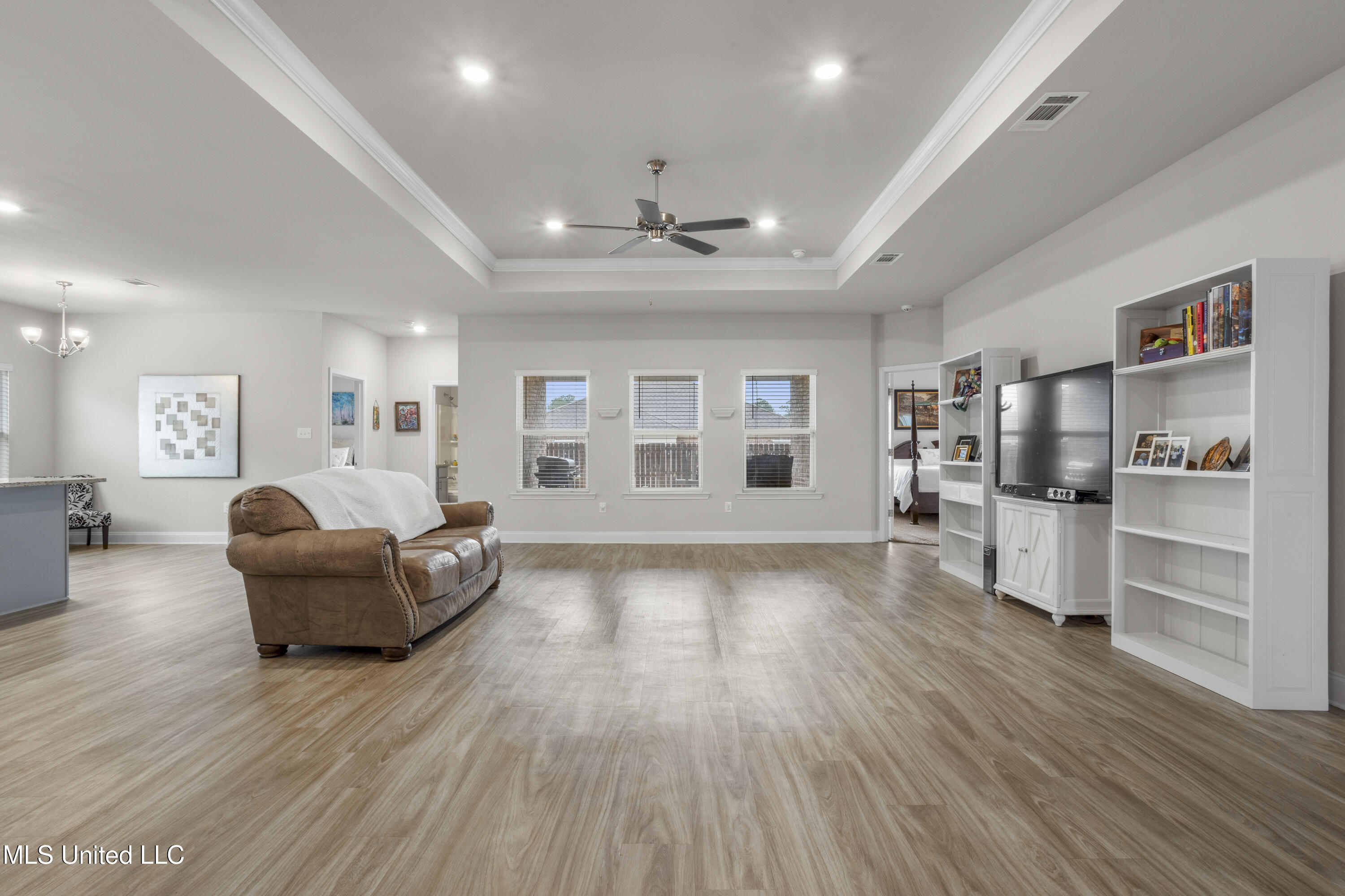 19498 Suwannee Street