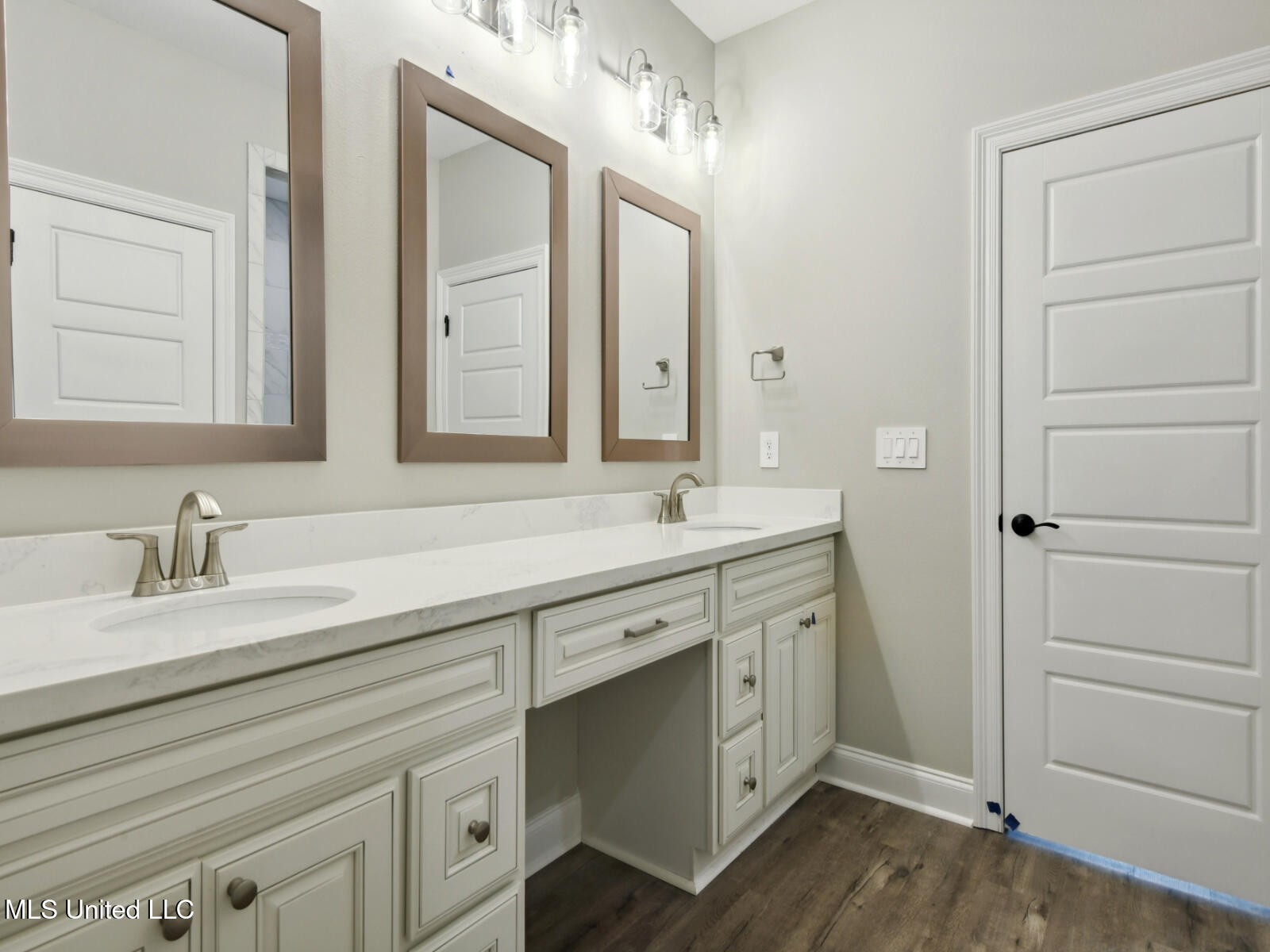 7984 Deerberry Court