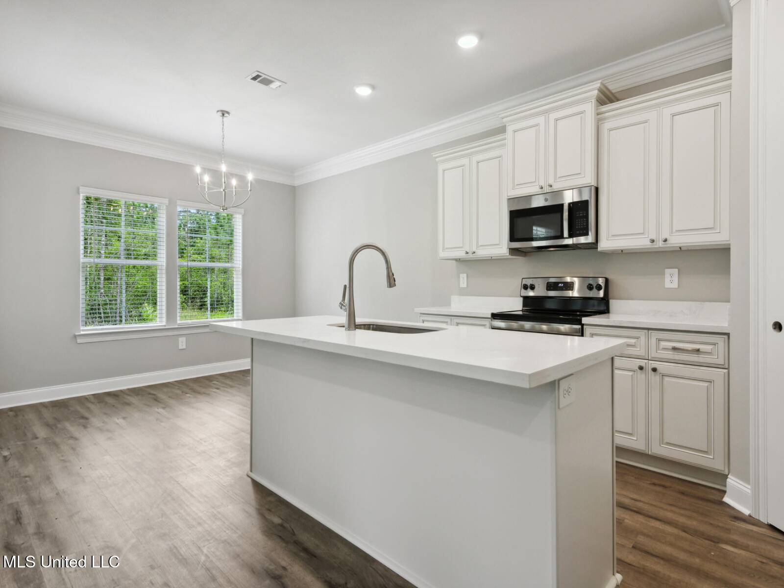 7984 Deerberry Court