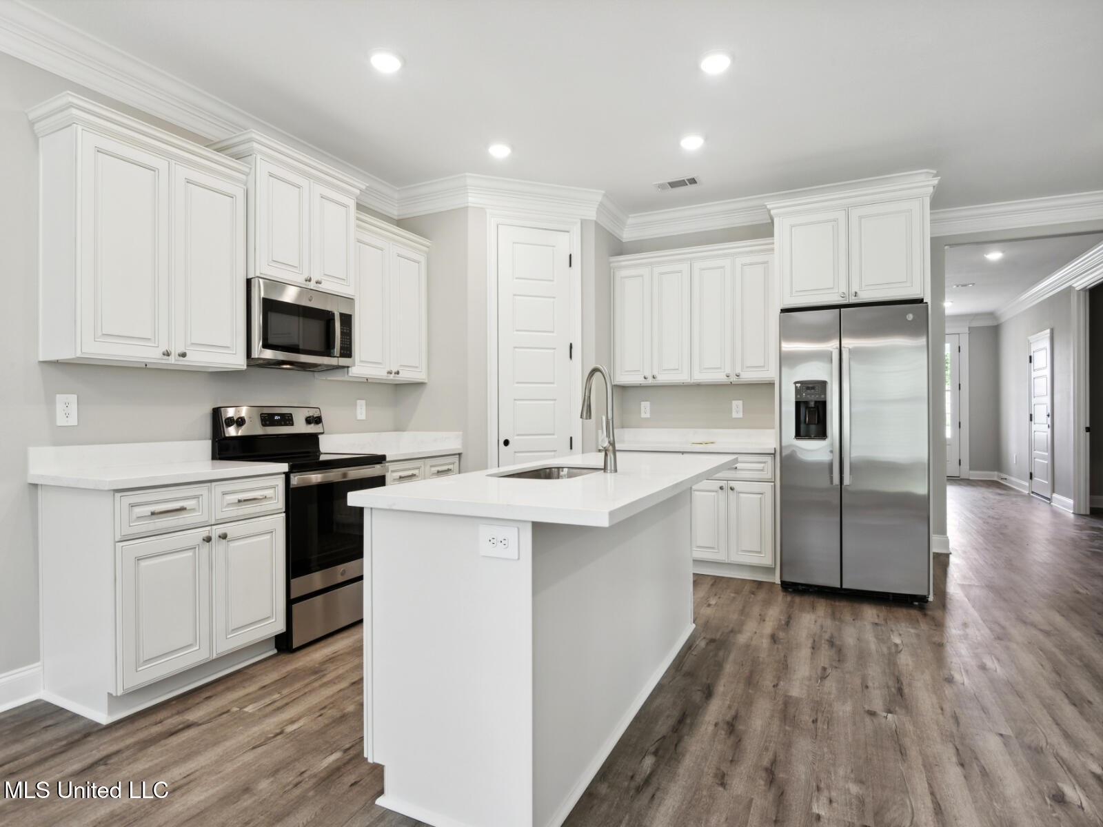 7984 Deerberry Court