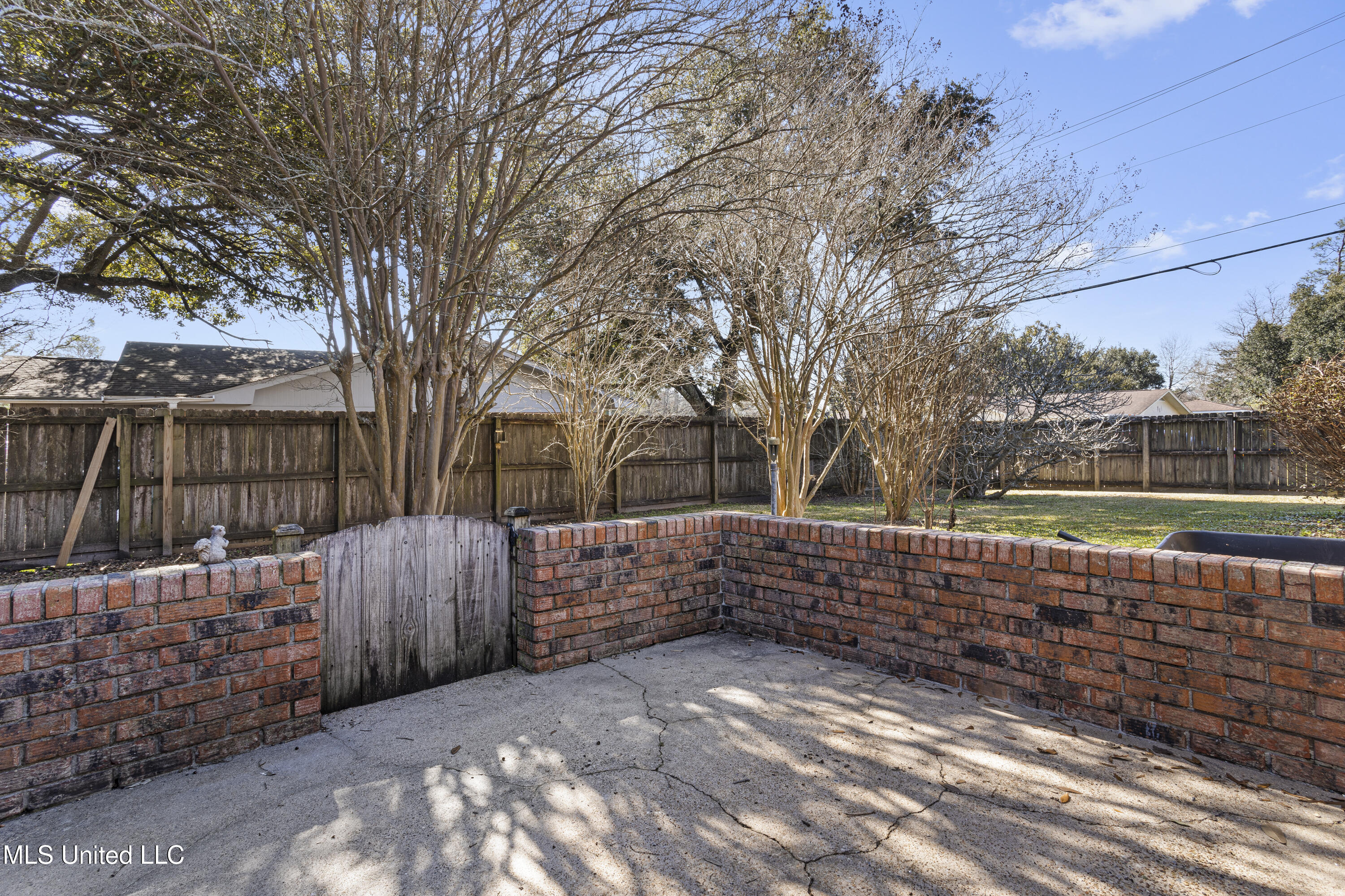 2197 Popps Ferry Road