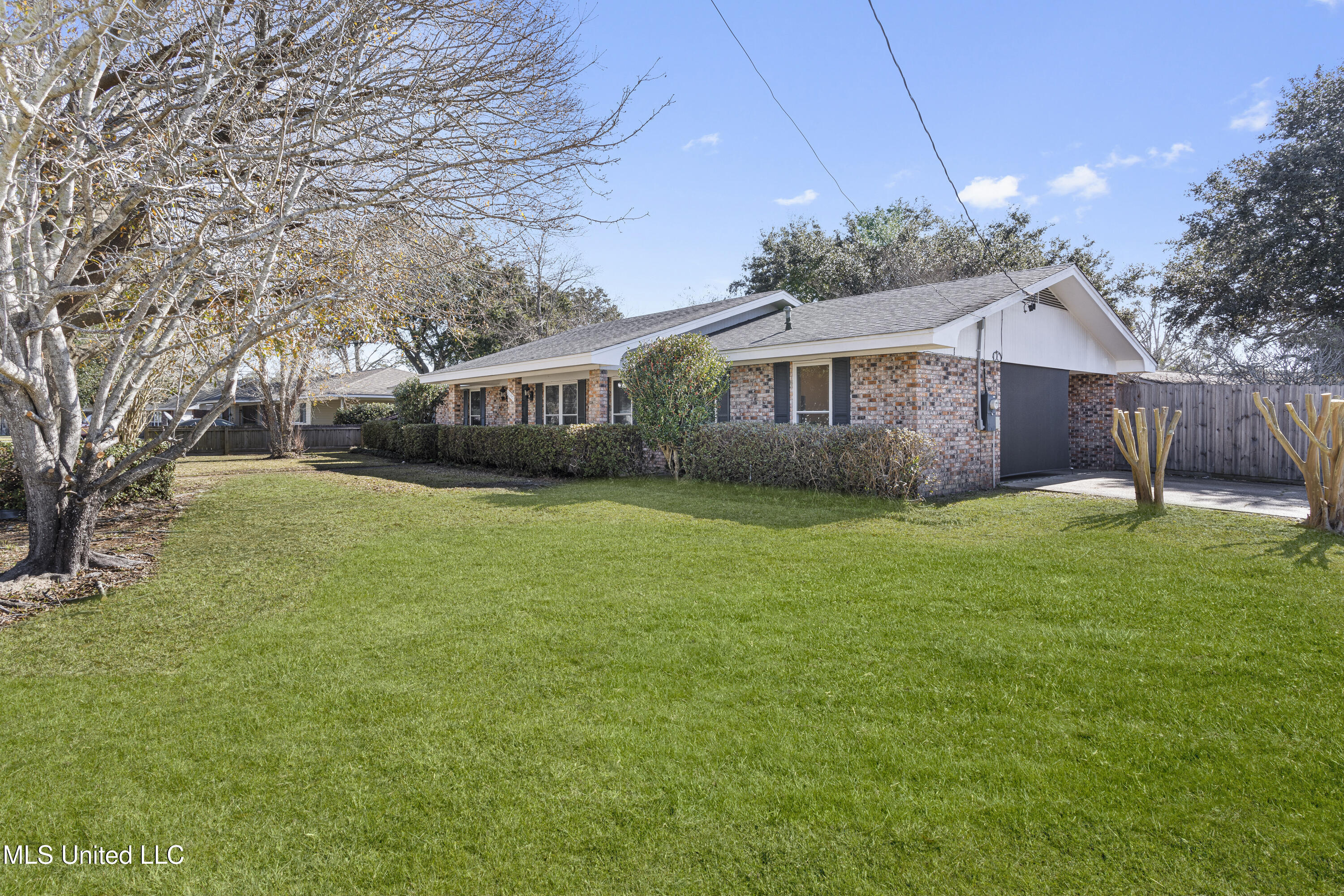 2197 Popps Ferry Road