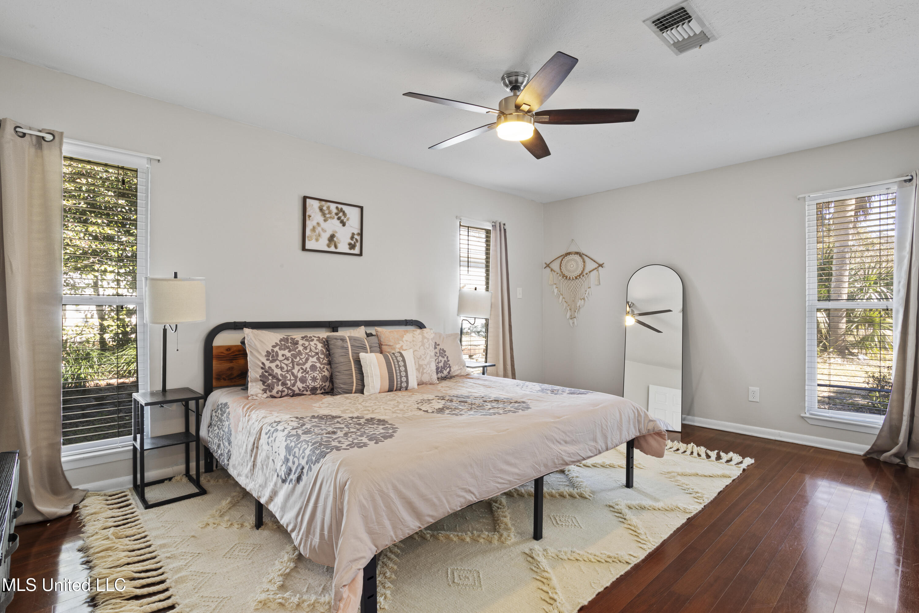 108 S Seashore Avenue