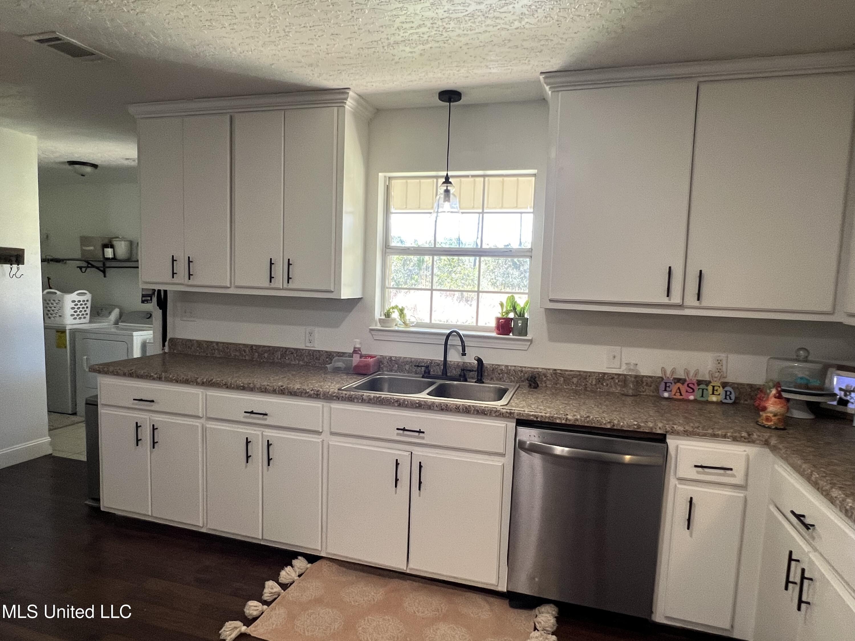 4400 Sammie Hearndon Road