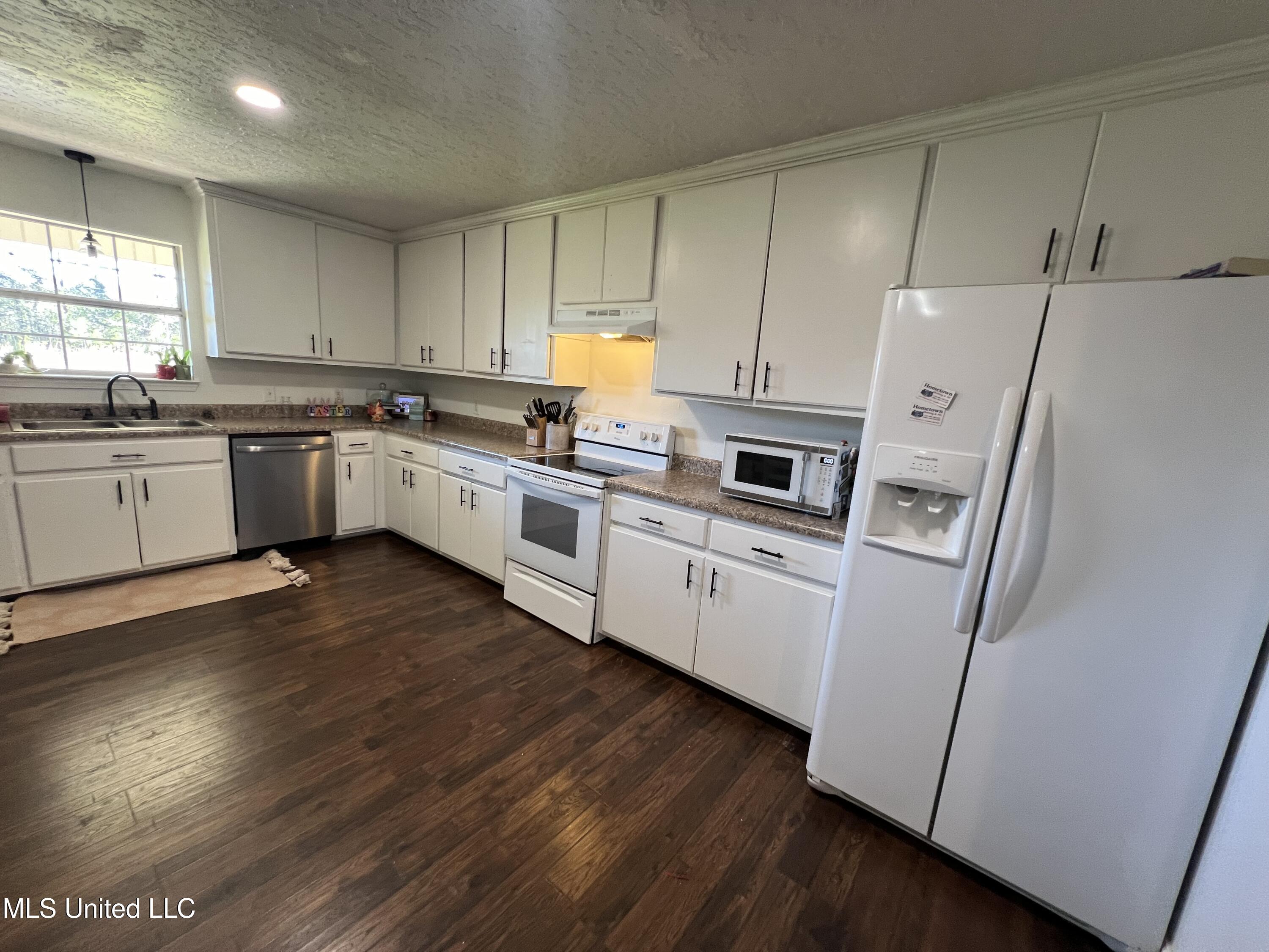 4400 Sammie Hearndon Road