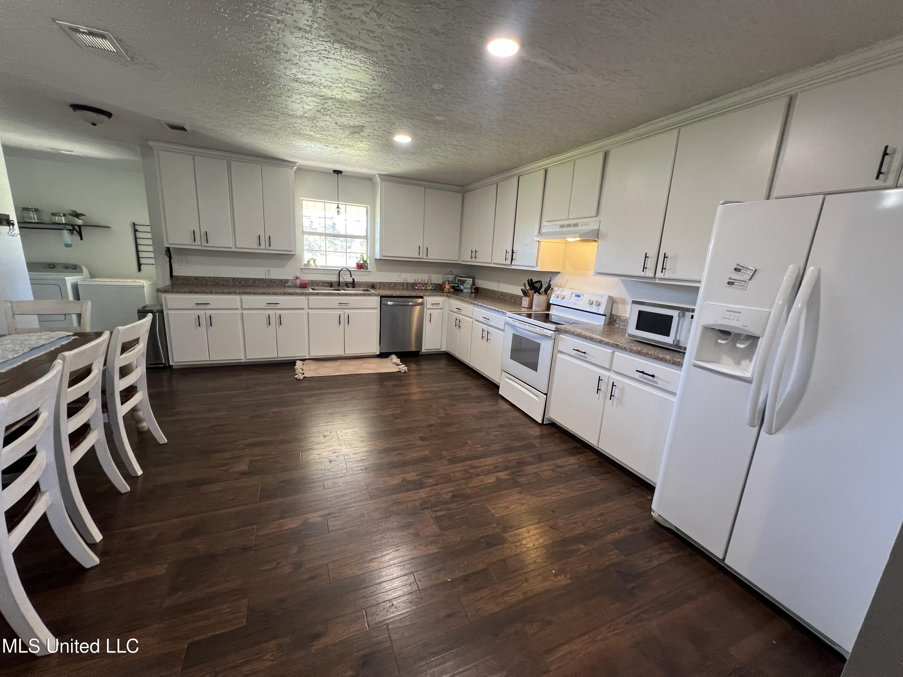 4400 Sammie Hearndon Road