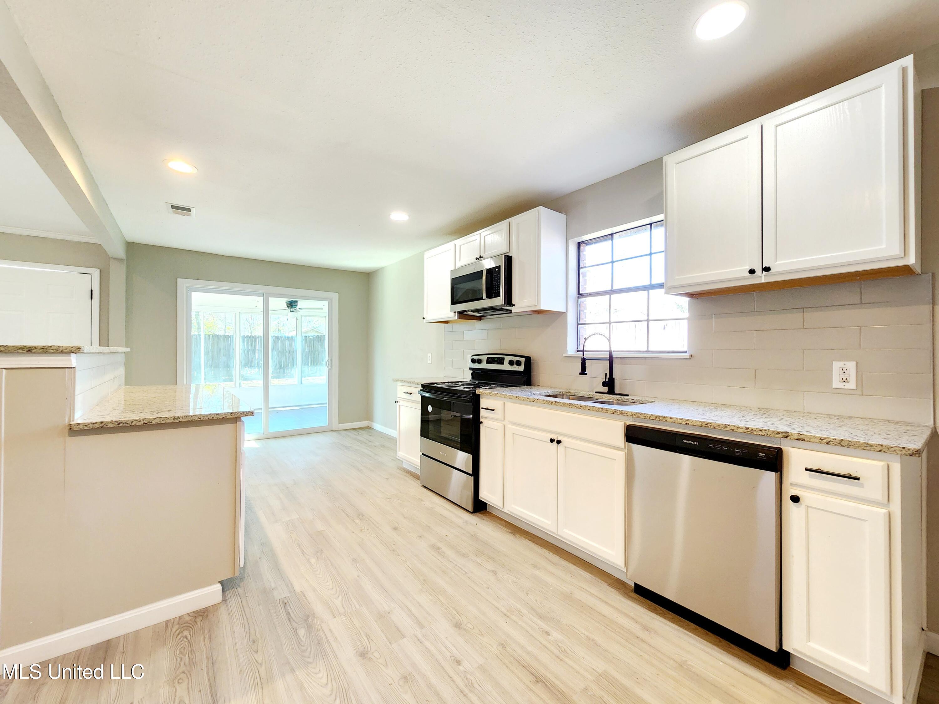 16301 Waycross Drive