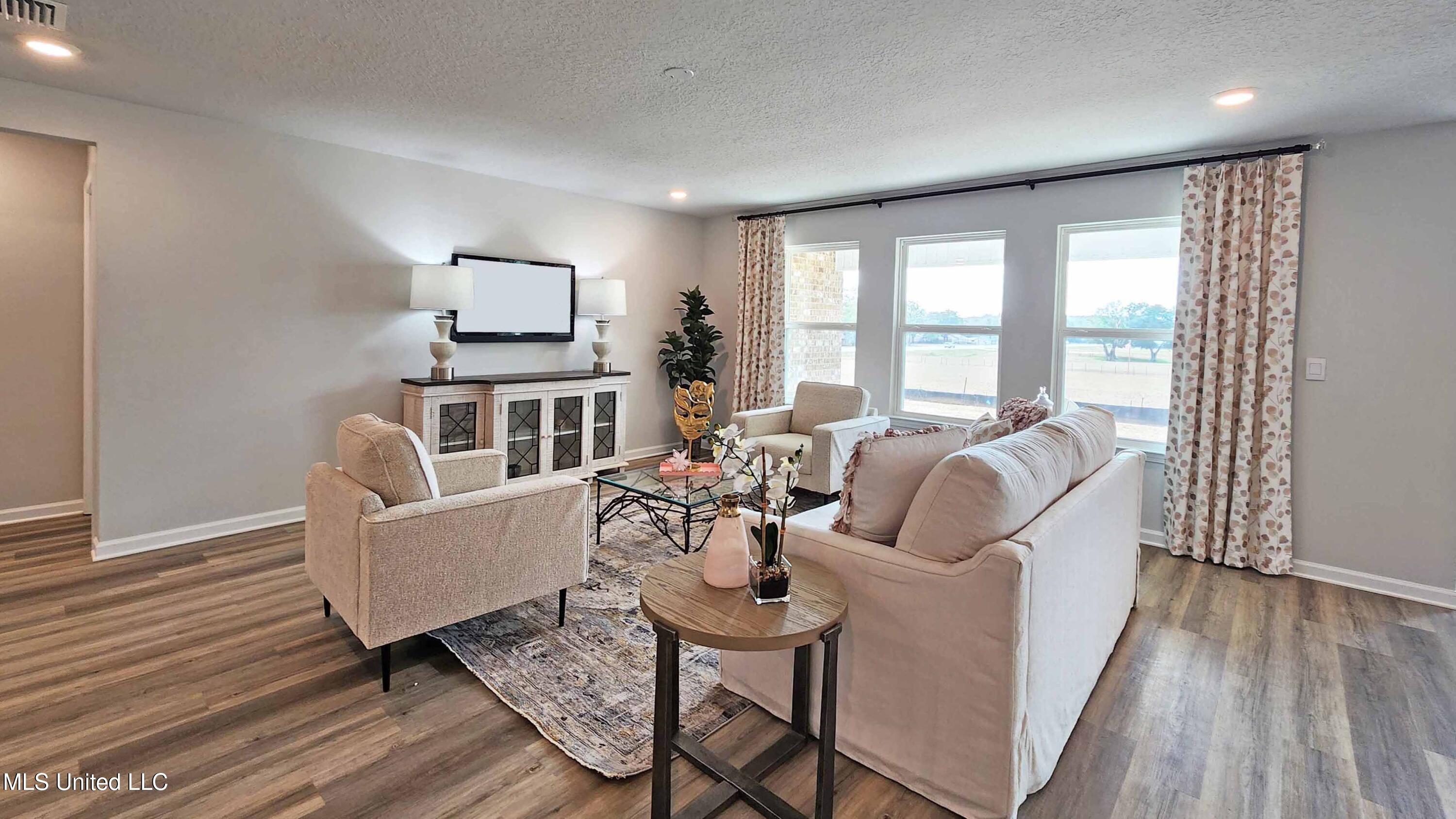 9682 Reserve Boulevard