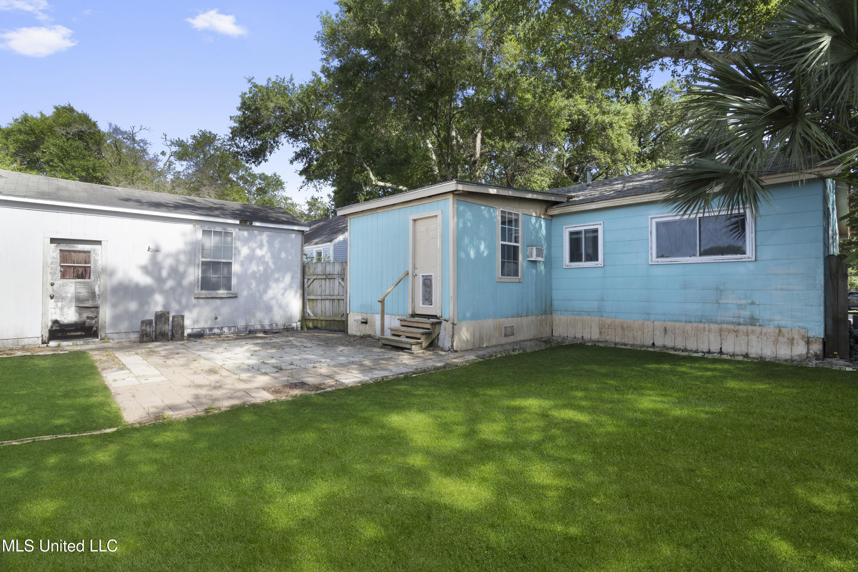 1278 Lopez Place