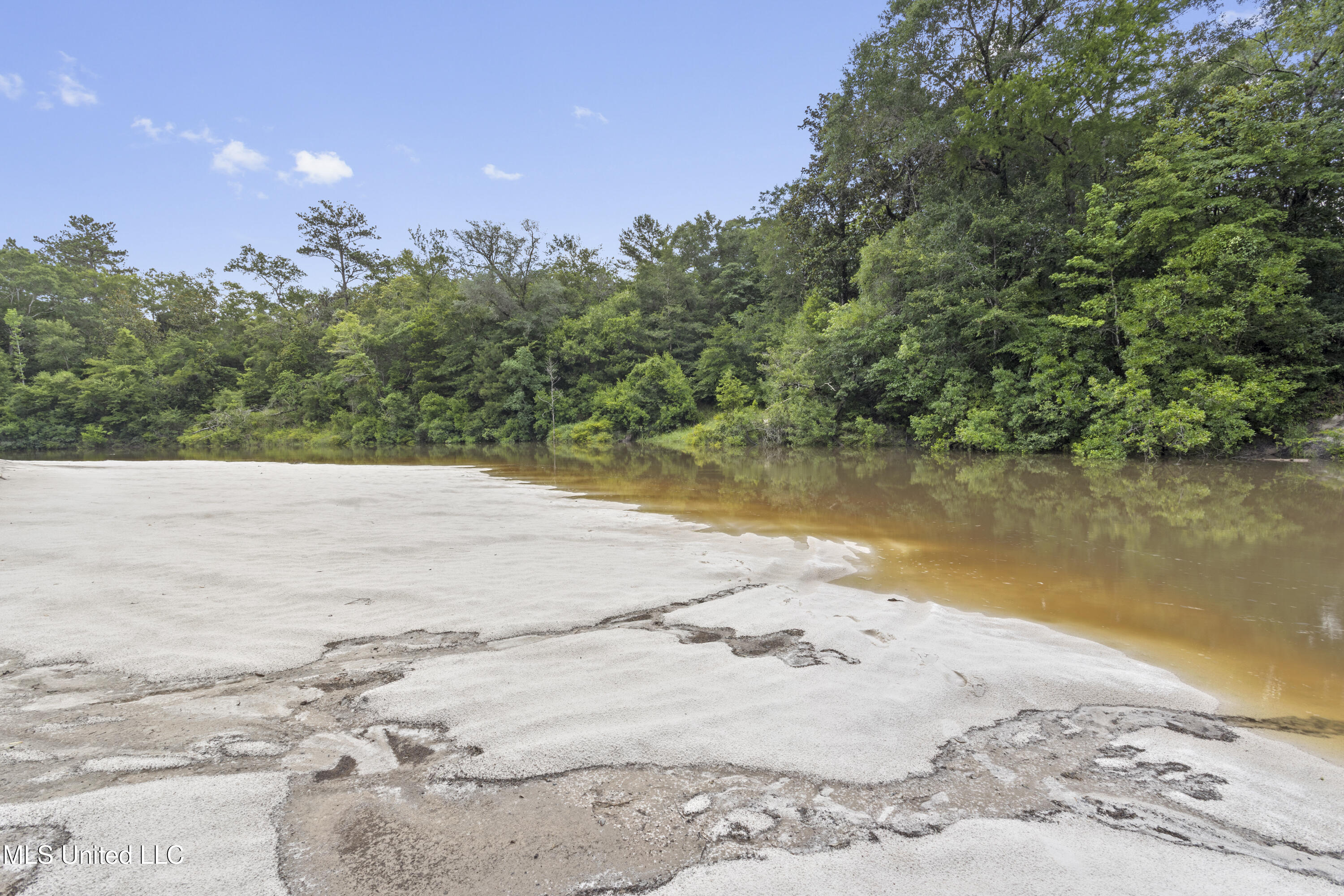 3554 Rivers Pointe Road, D'Iberville