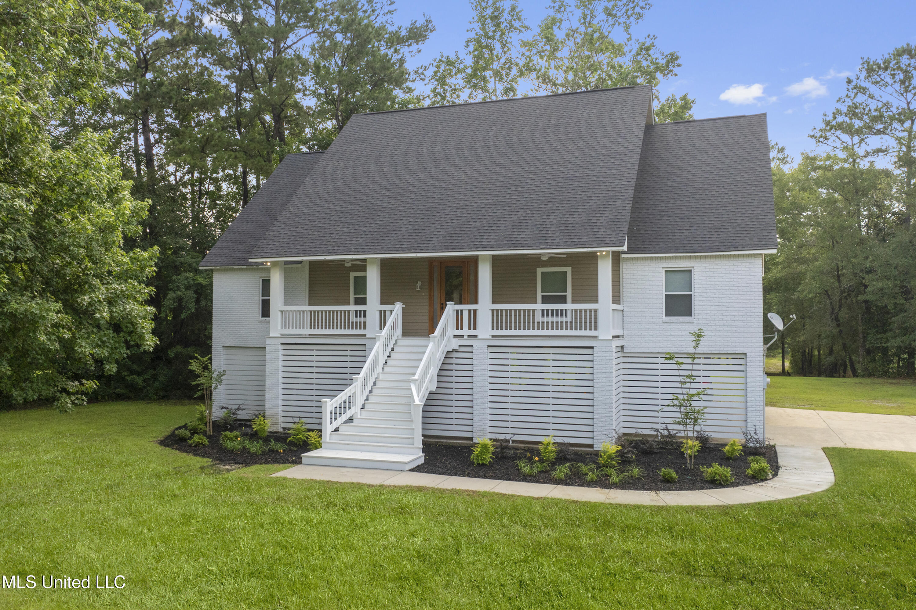 3554 Rivers Pointe Road, D'Iberville