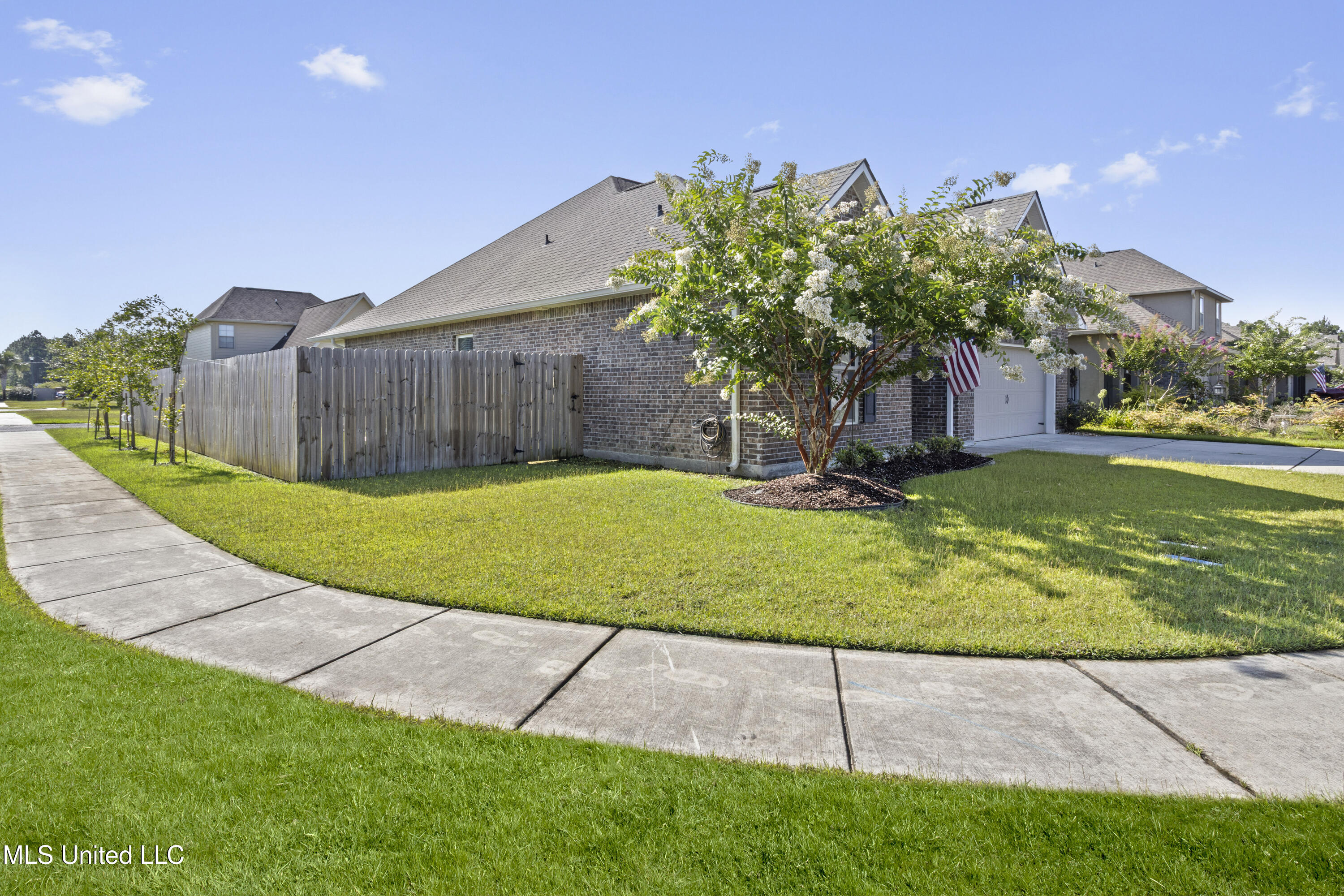 474 Palm Breeze Drive