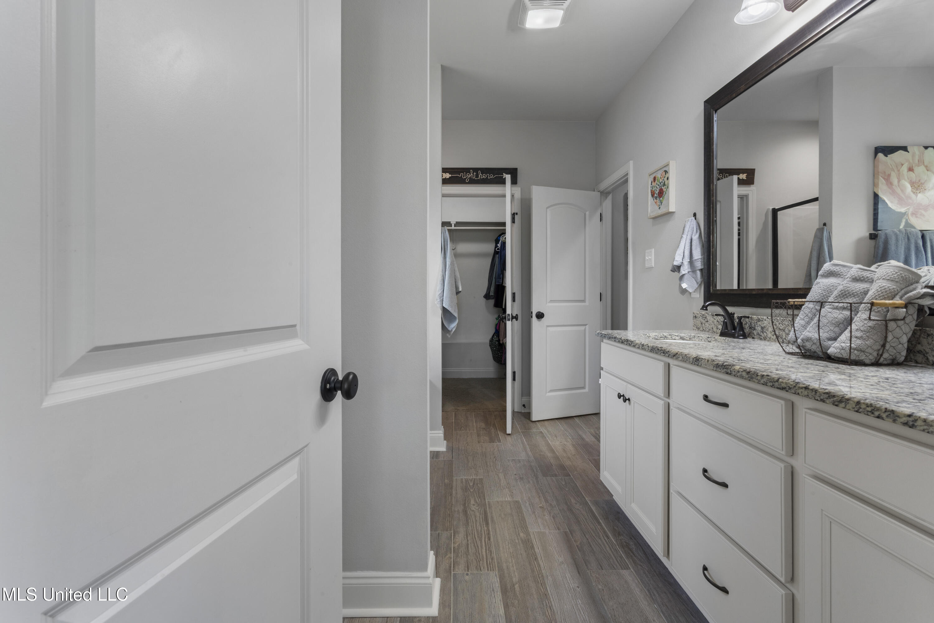 474 Palm Breeze Drive