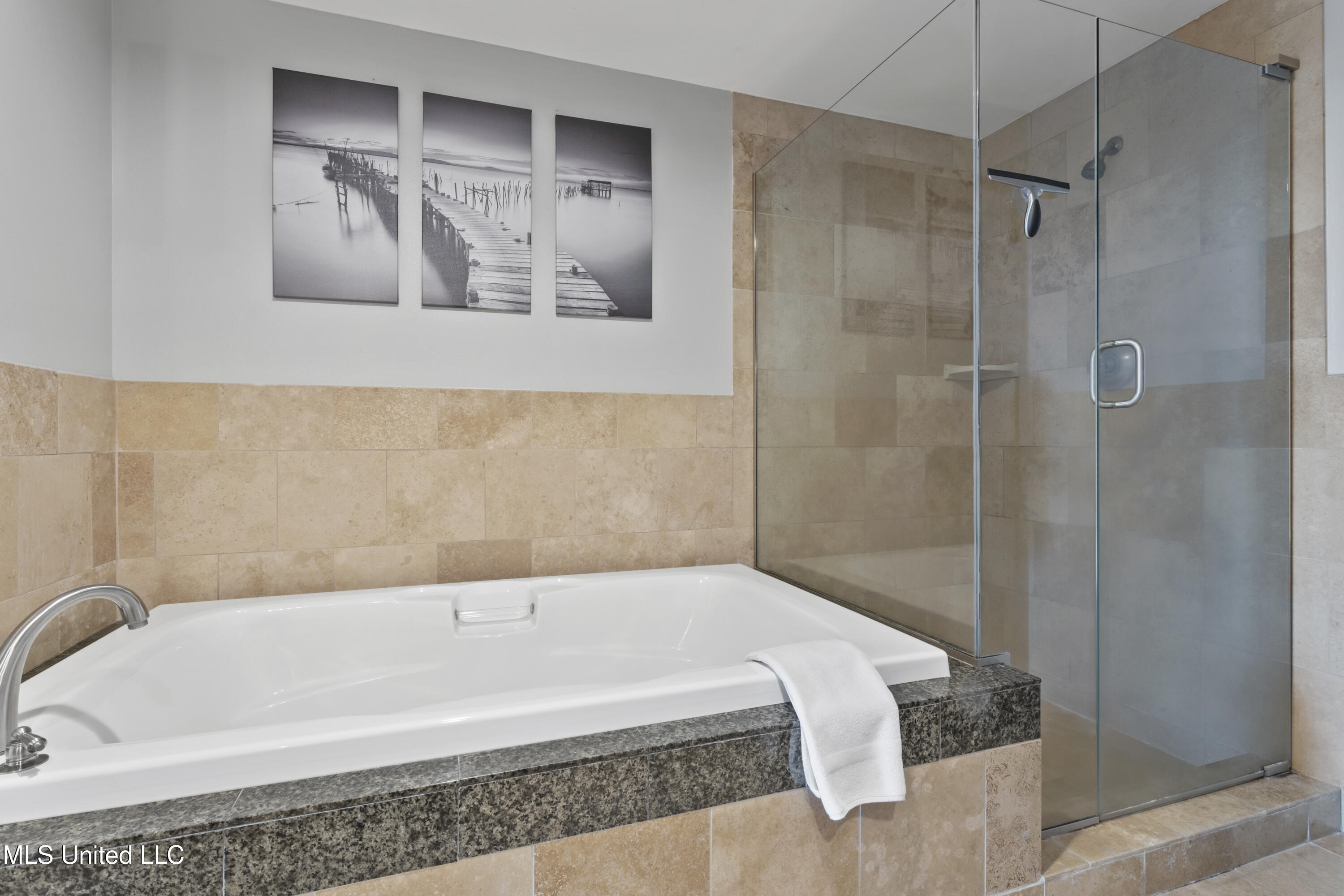 2060 Beach Boulevard, 102