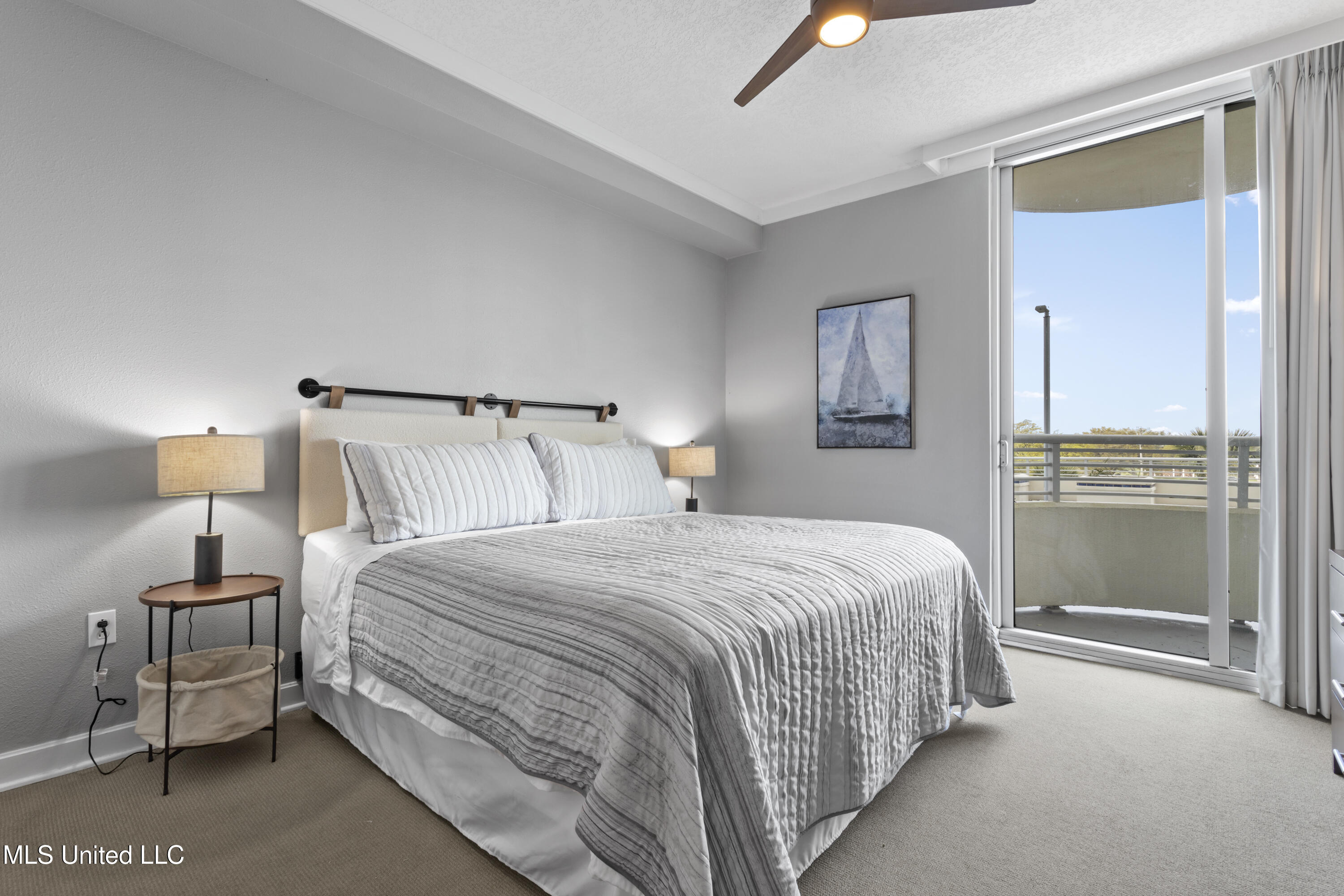 2060 Beach Boulevard, 102