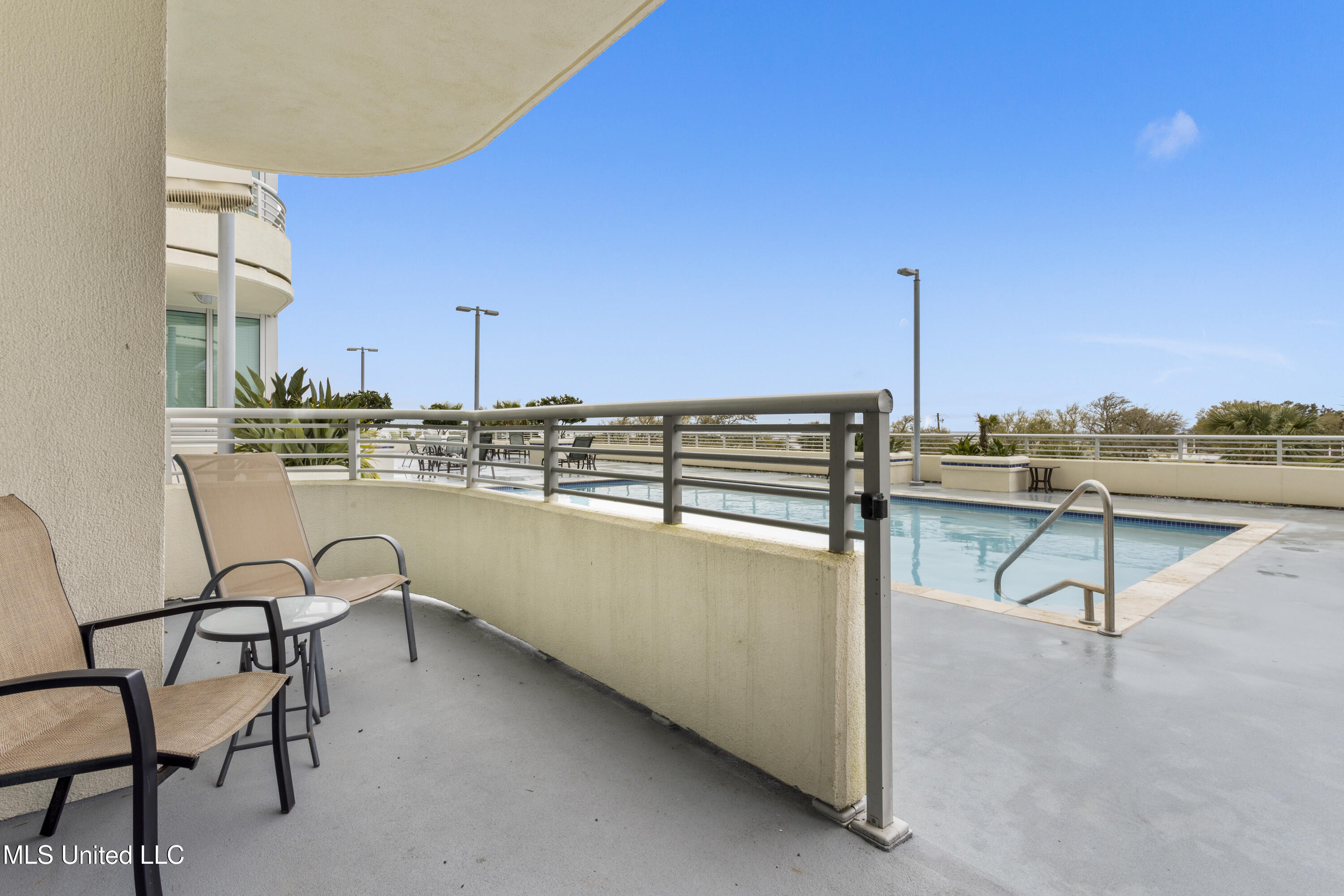 2060 Beach Boulevard, 102