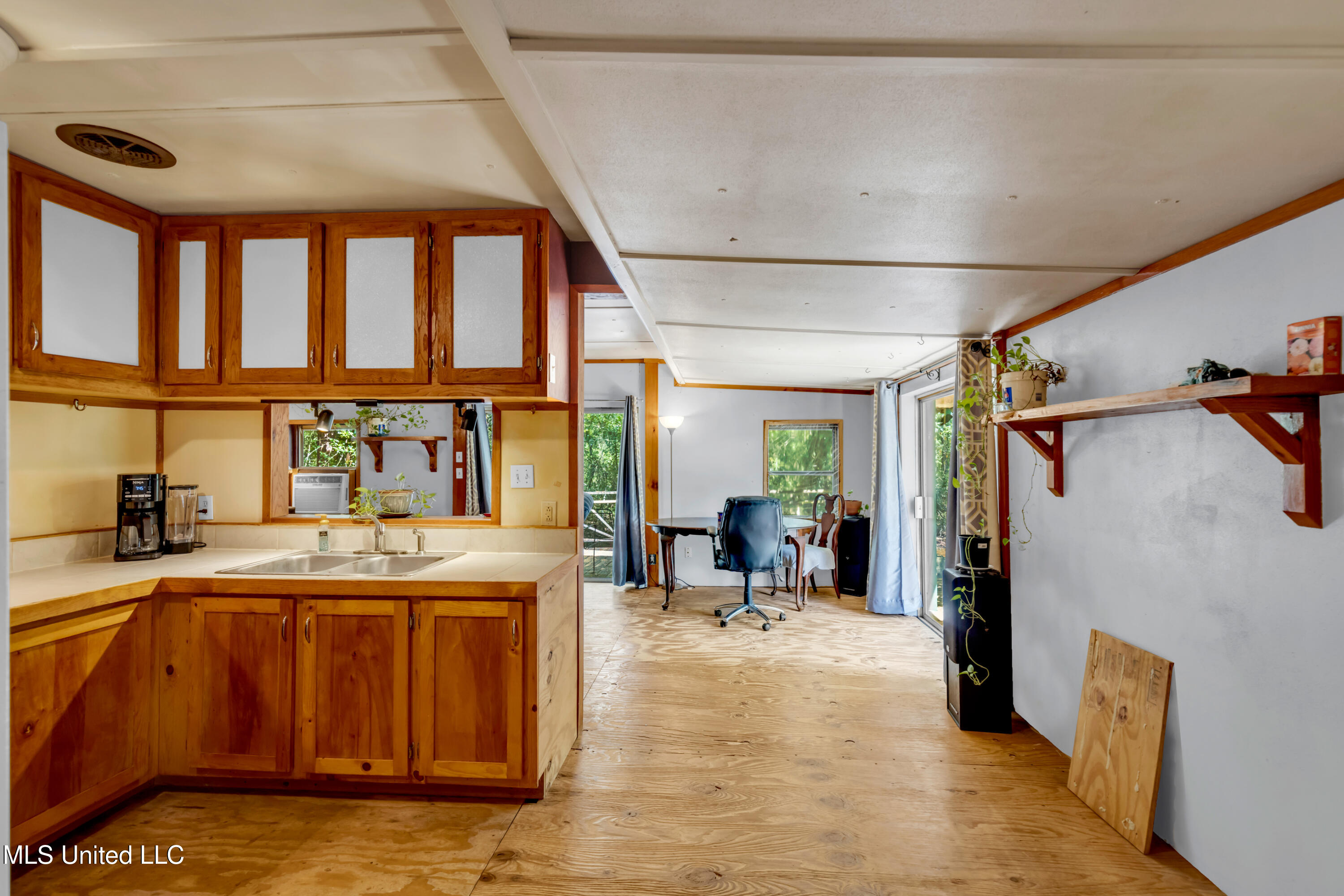 2844 Flounder Circle