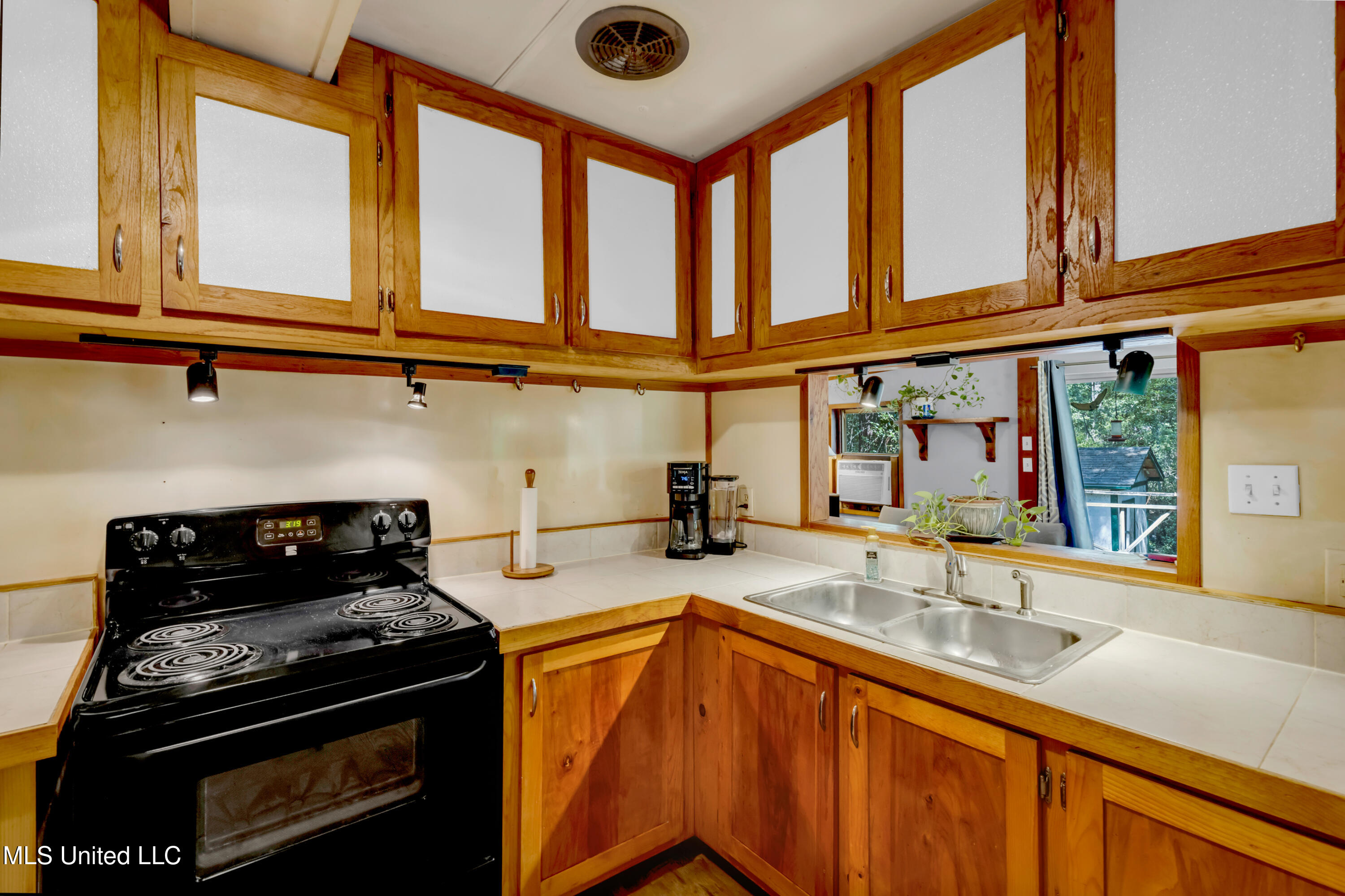 2844 Flounder Circle