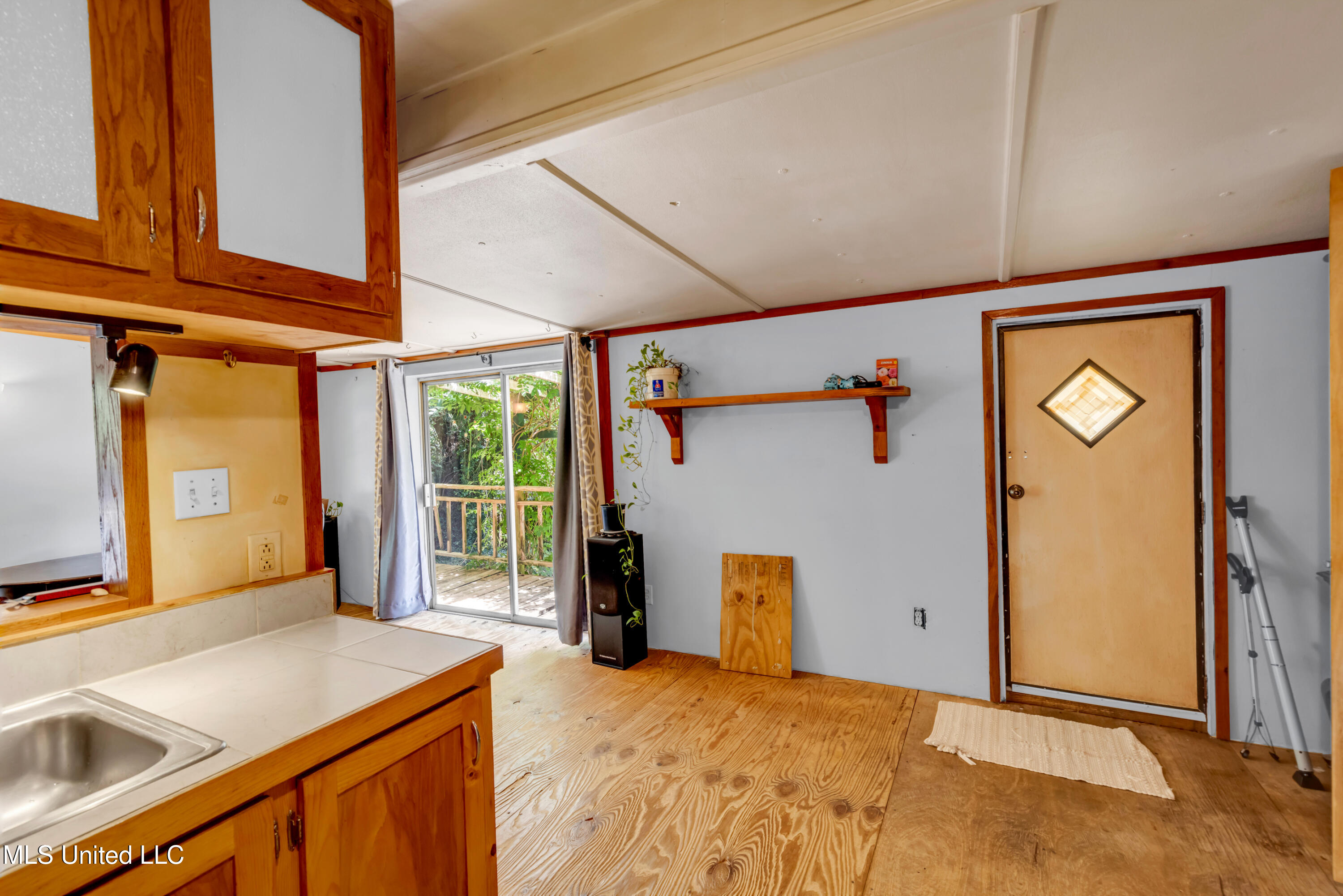 2844 Flounder Circle